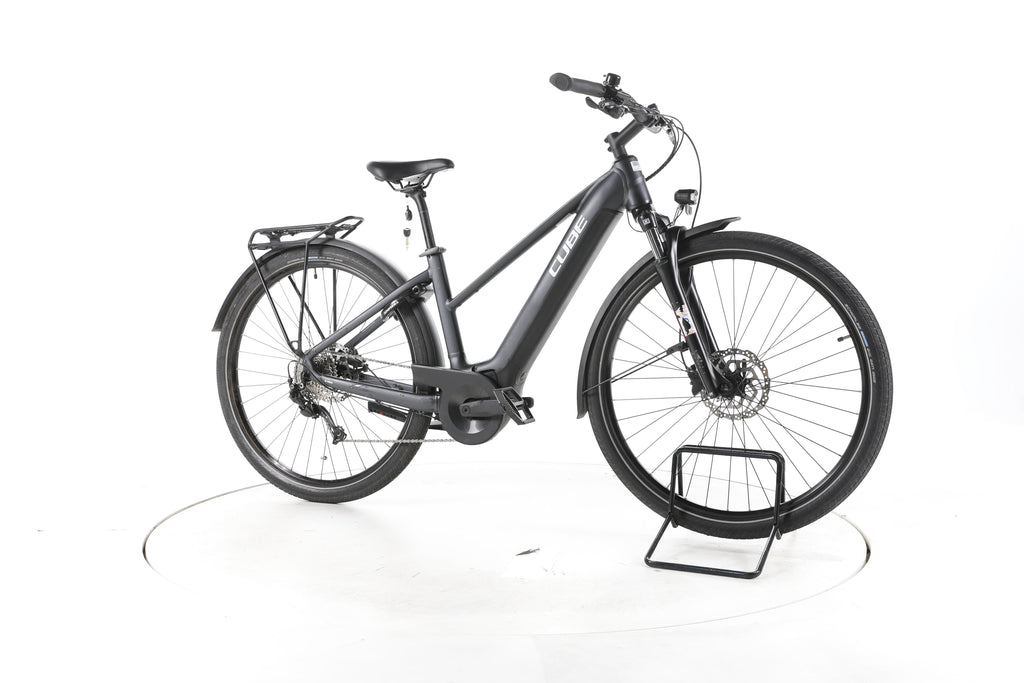 Cube Touring Hybrid ONE Trekking E-Bike - Image 2