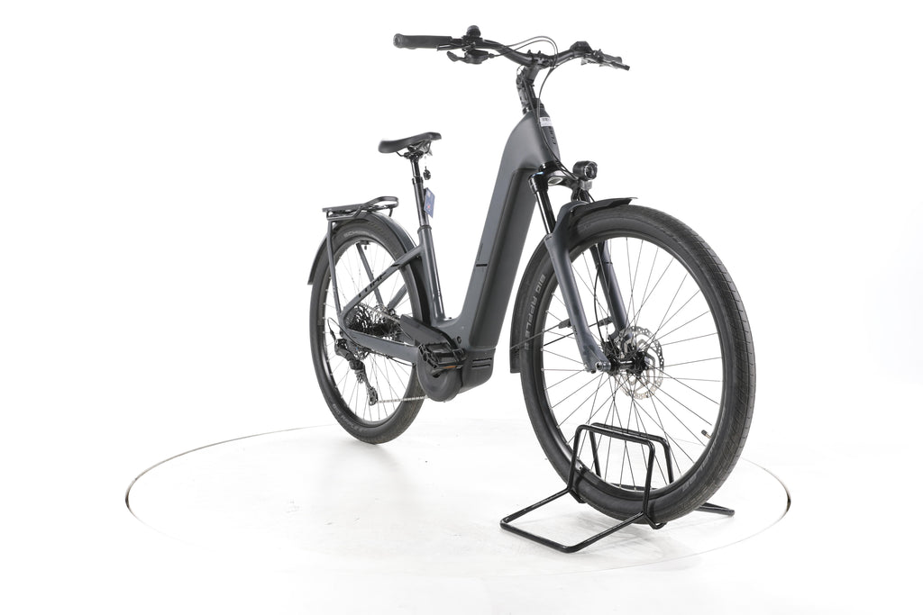 Cube Kathmandu Hybrid ONE 800 / Easy Entry 46 cm / Trekking E-Bike Tiefeinsteiger - Image 3