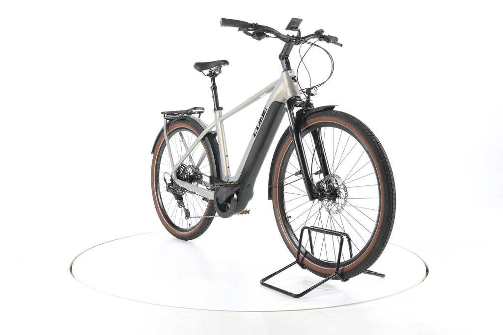 Cube Touring Hybrid Pro 625 Trekking E-Bike 2024 - Image 3