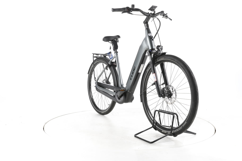 Cube 23 SUPREME HYBRID PRO City E-Bike Tiefeinsteiger - Image 3