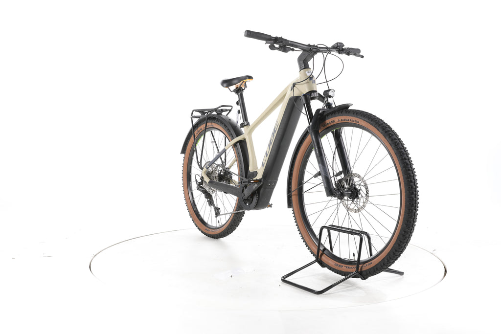 Cube Reaction Hybrid Pro Trekking E-Bike - Image 3