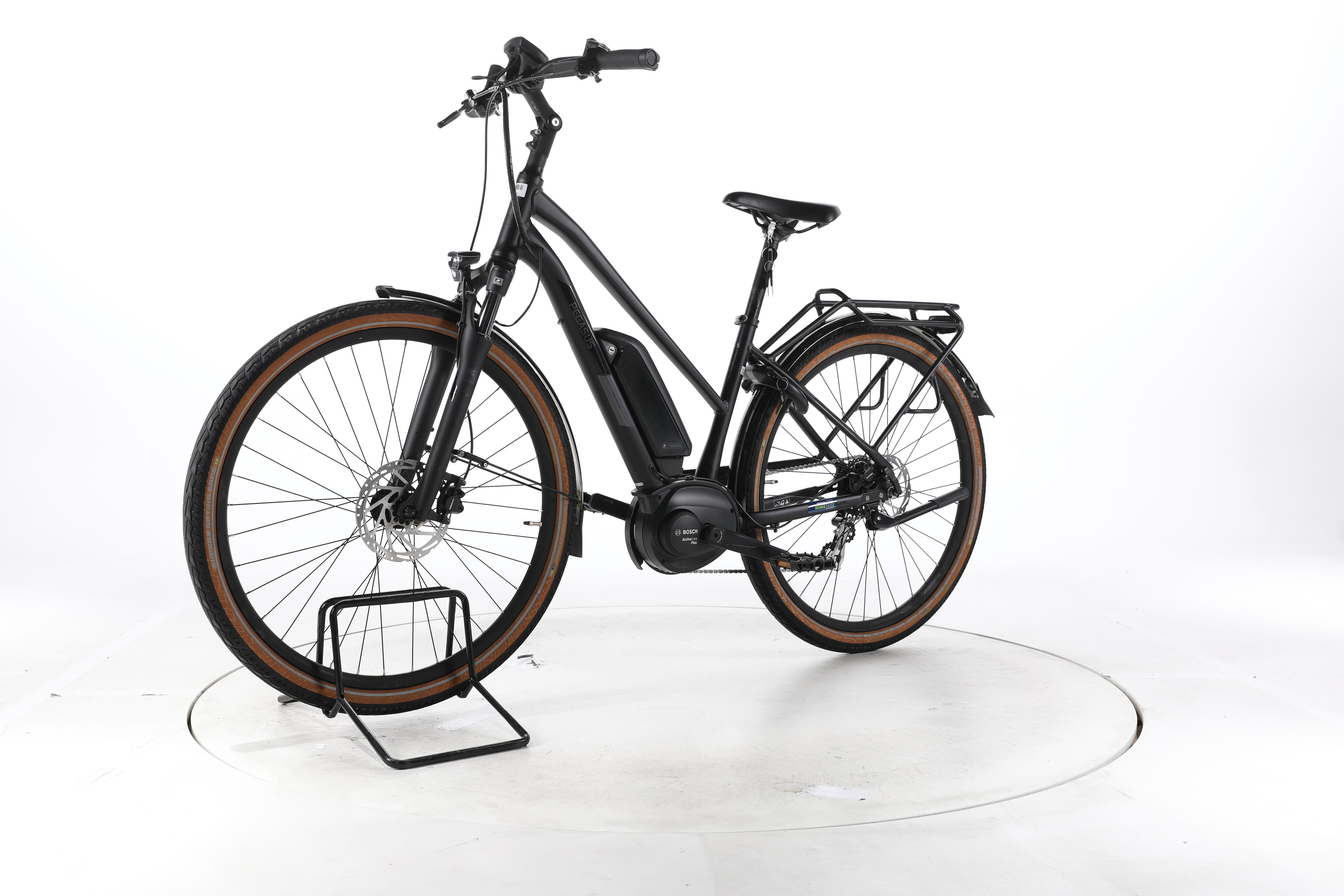 Pegasus Solero E8 Plus Trekking E-Bike - Image 6