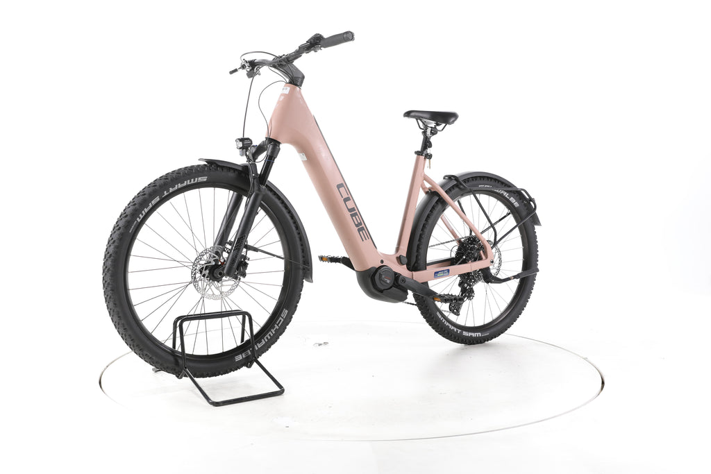 Cube Reaction Hybrid PRO Trekking E-Bike Tiefeinsteiger - Image 6