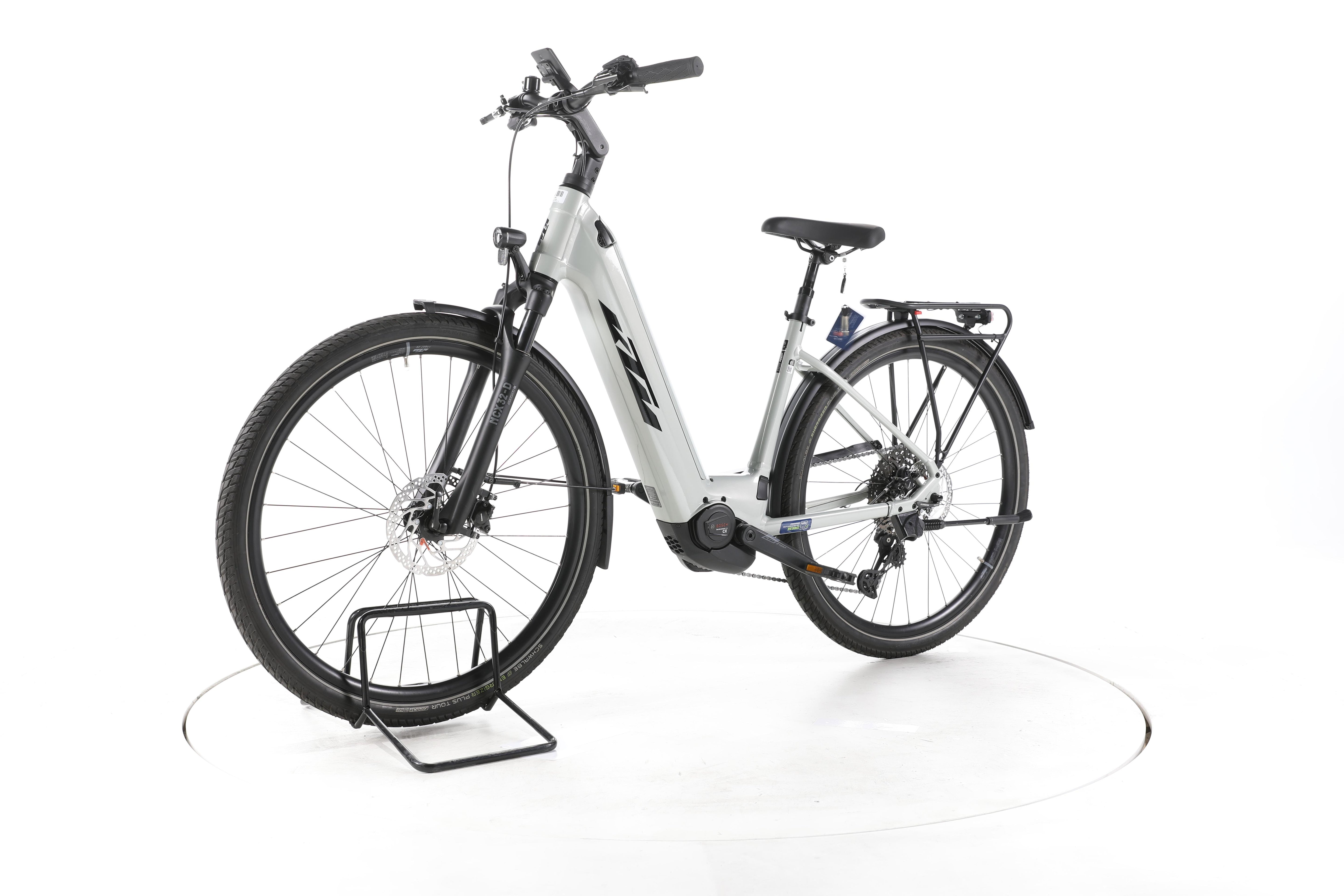 KTM Macina Ultimate Pro Trekking E-Bike Tiefeinsteiger - Image 6