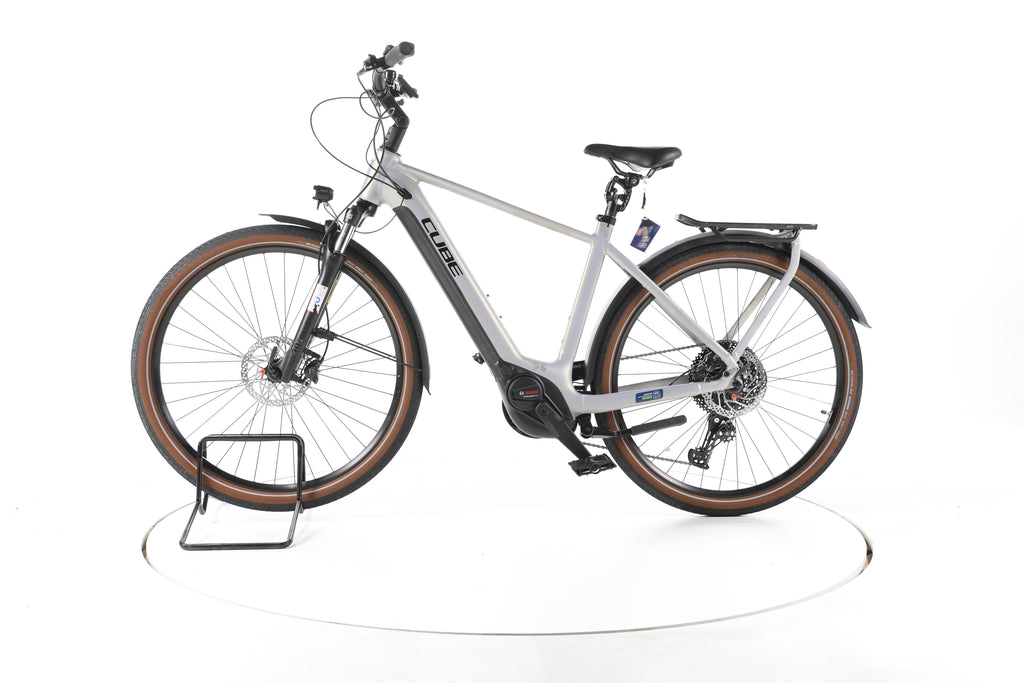 Cube Touring Hybrid Pro Trekking E-Bike - Image 7