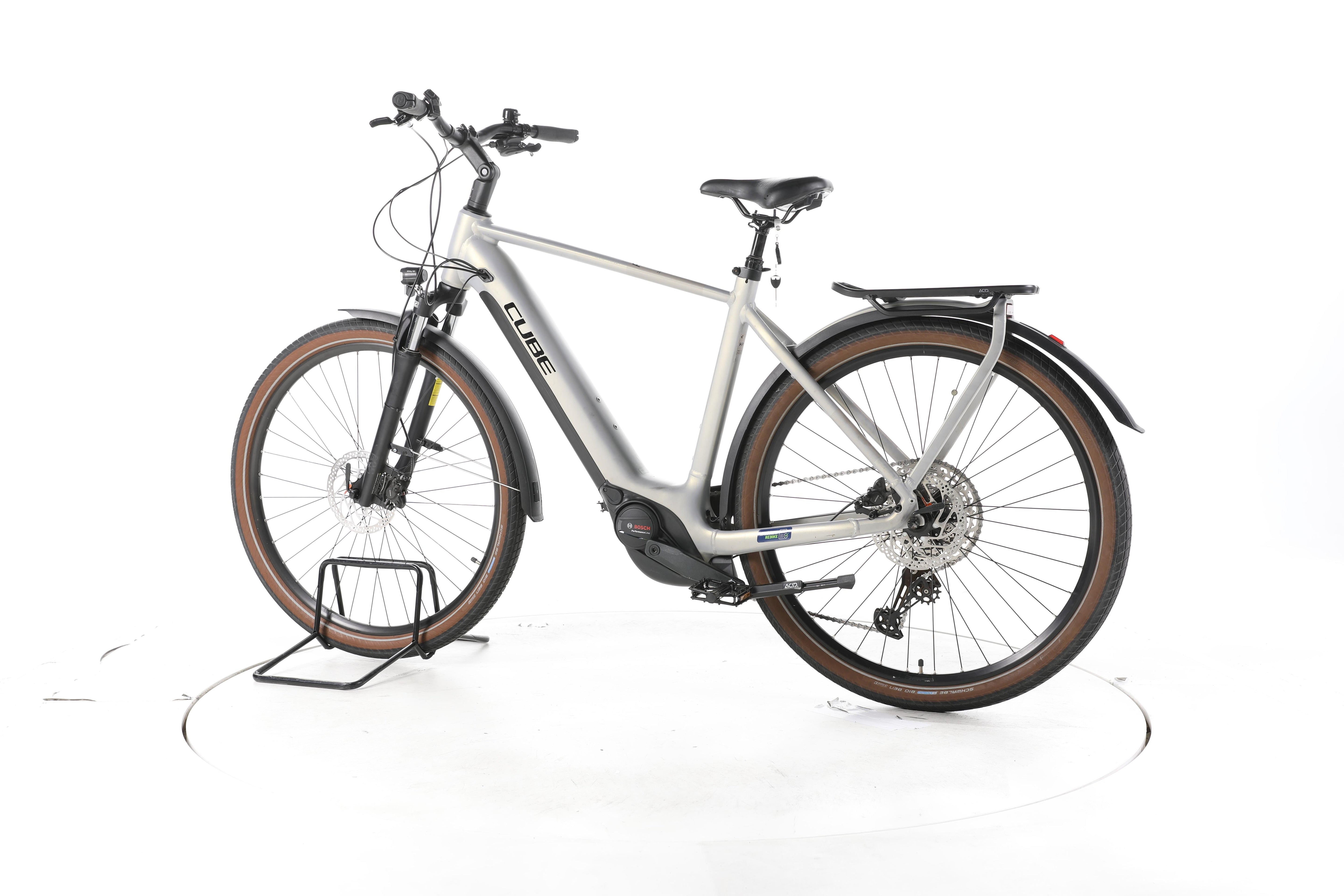Cube Touring Hybrid Pro Trekking E-Bike - Image 8