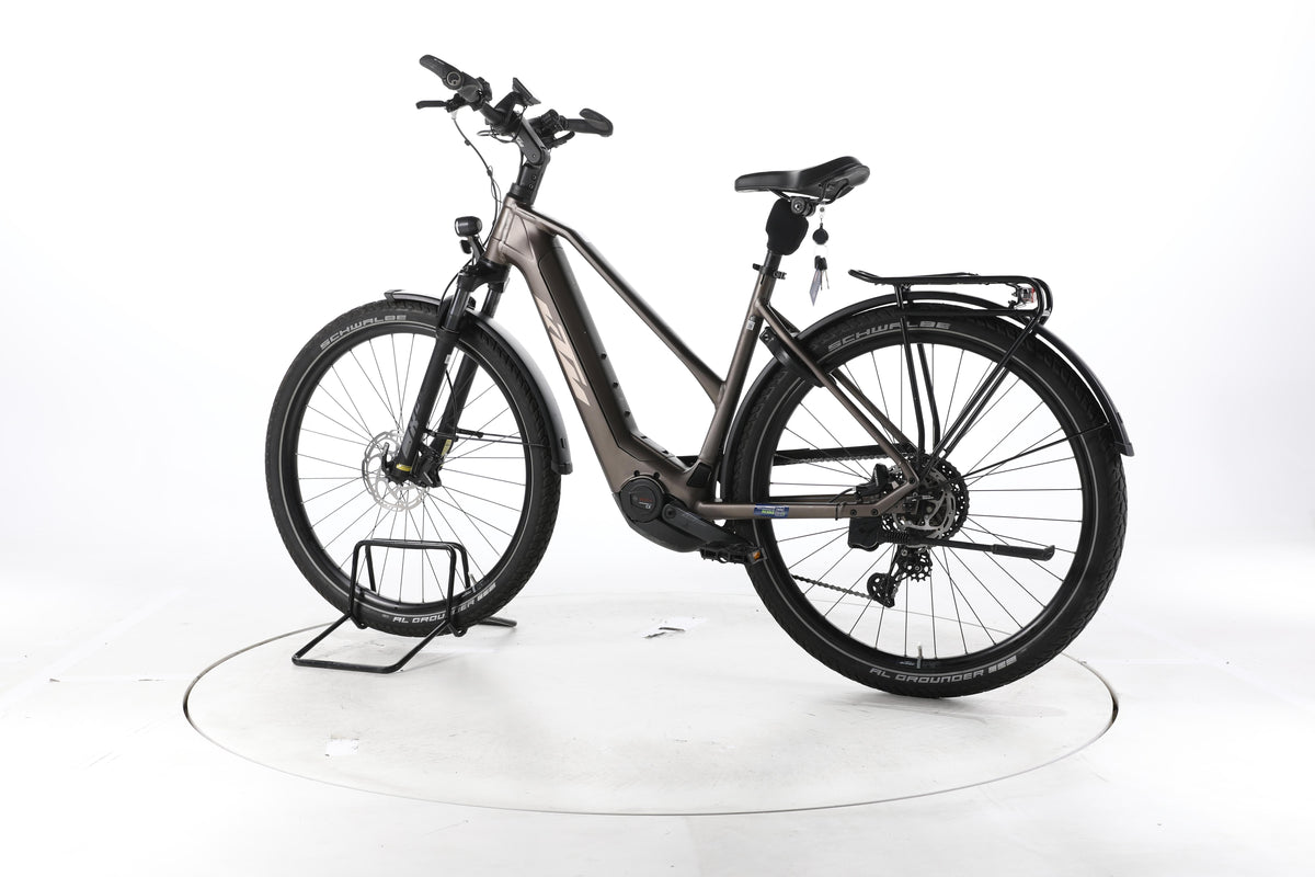 KTM Macina Gran 710 Trekking E-Bike - Image 8