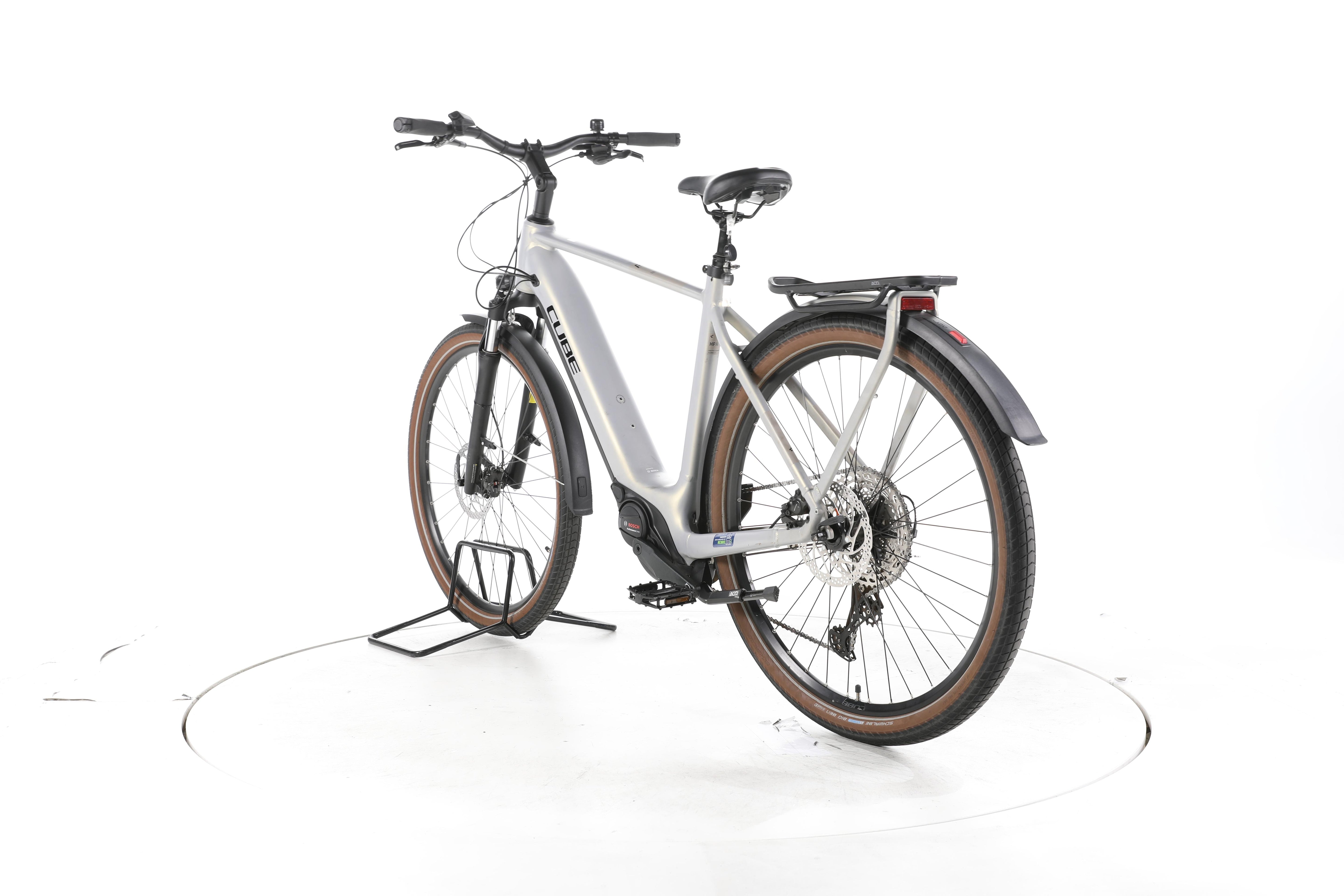 Cube Touring Hybrid Pro Trekking E-Bike - Image 9