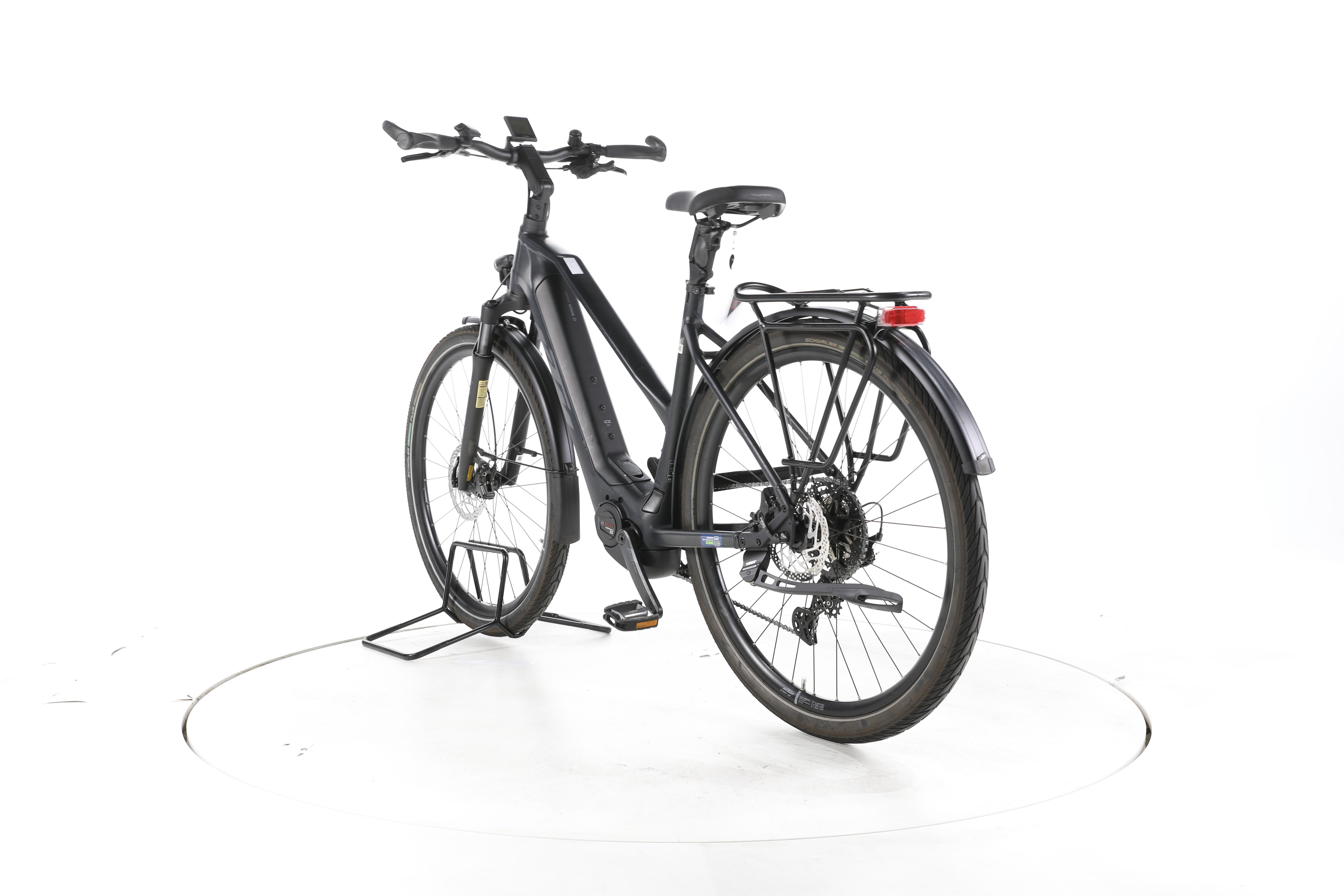 KTM Macina Style 730 Trekking E-Bike - Image 9