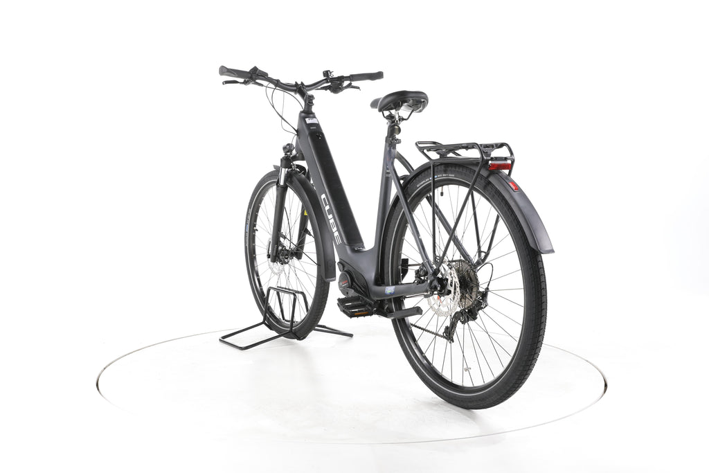 Cube Touring Hybrid ONE Trekking E-Bike Tiefeinsteiger - Image 9