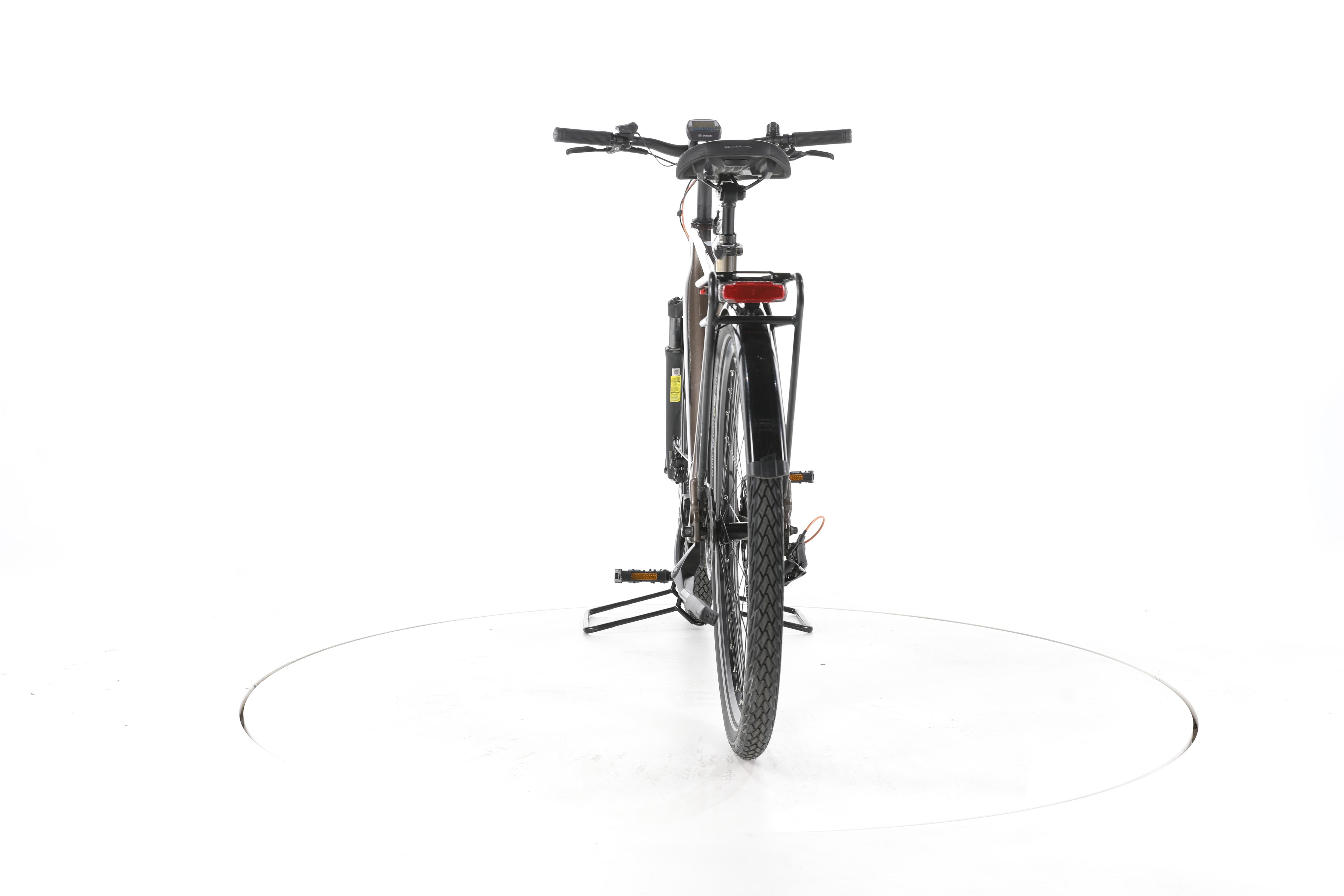 KTM Macina Ultimate Pro Trekking E-Bike - Image 10