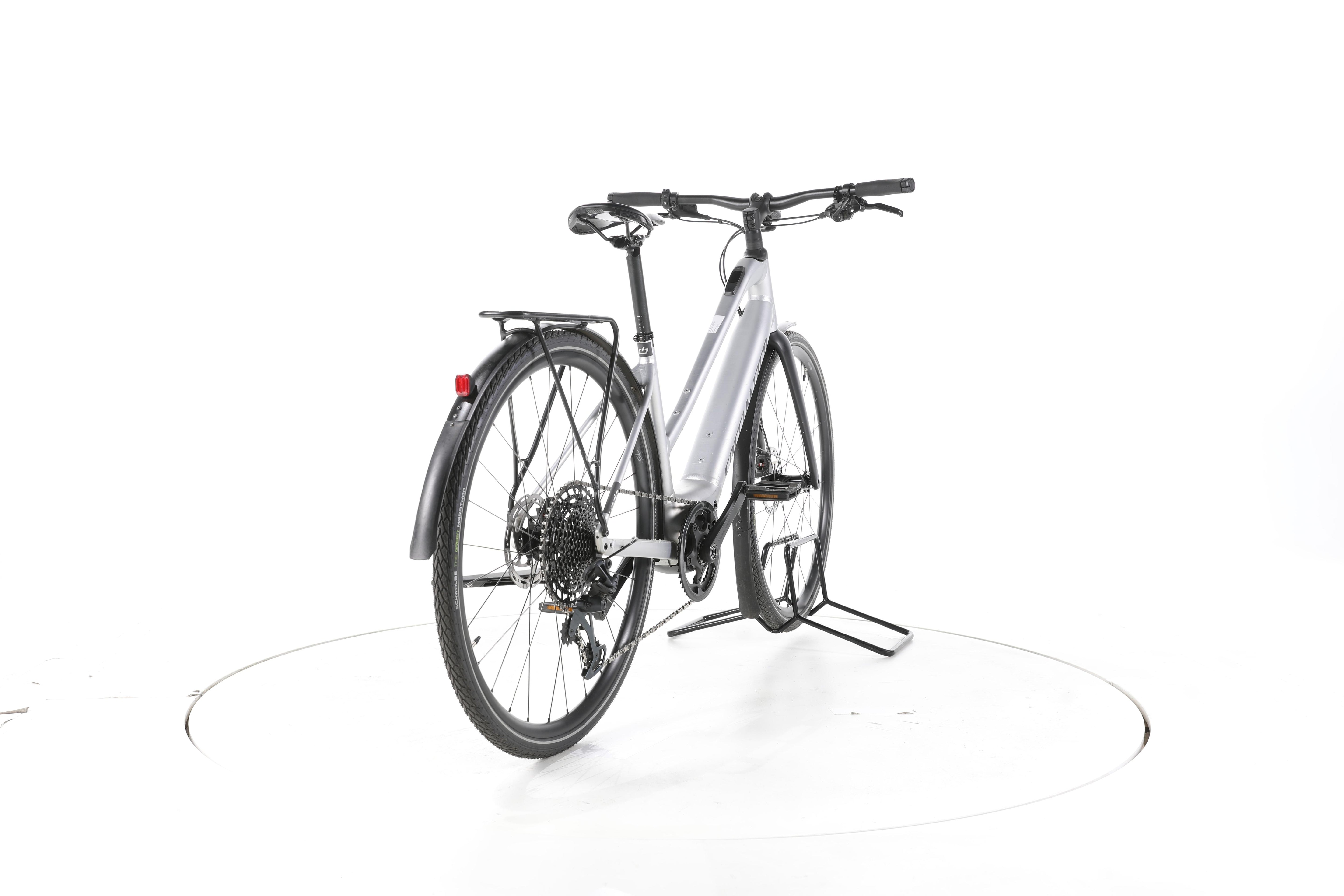 Specialized Turbo Vado SL 5.0 EQ Trekking E-Bike - Image 11