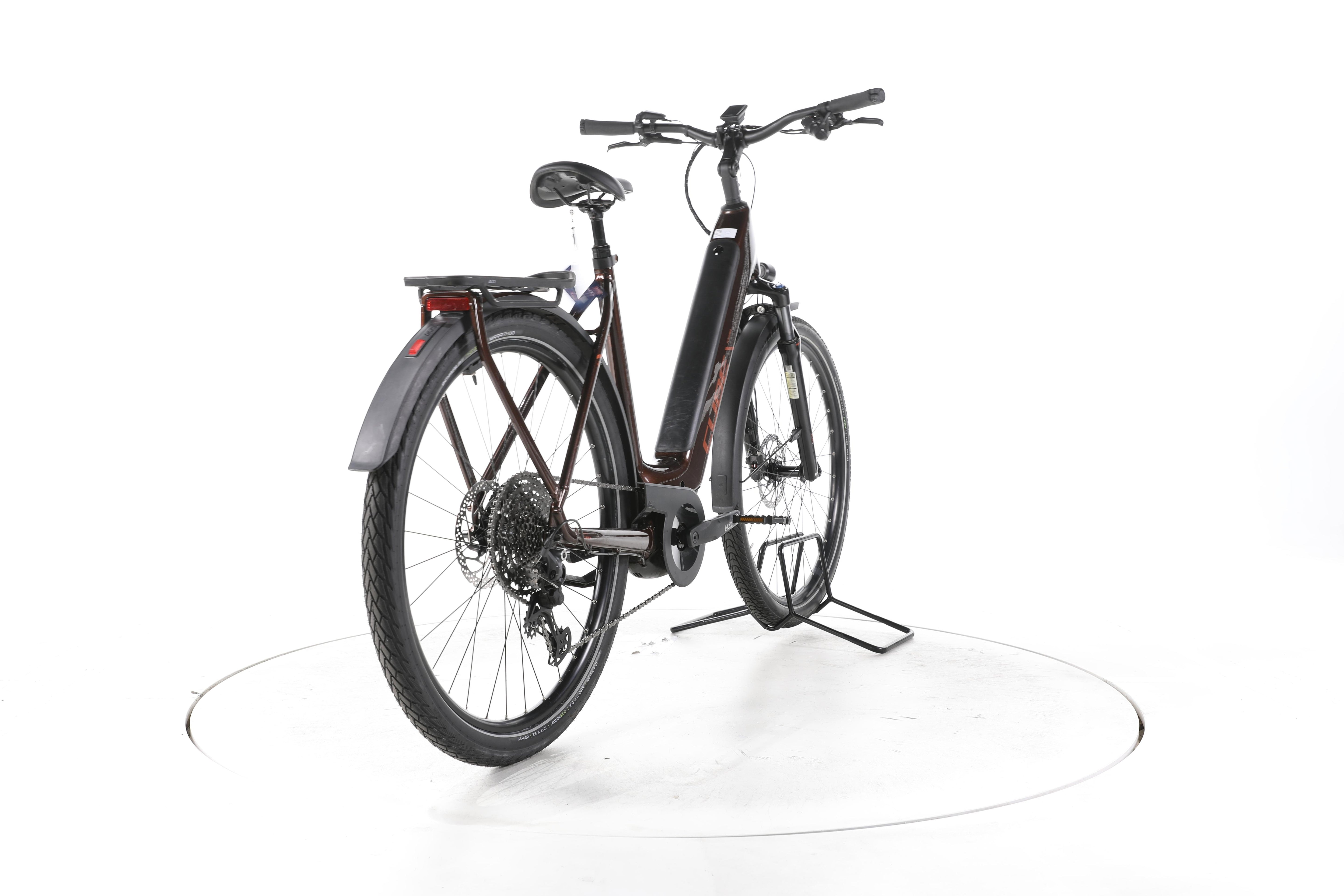 Cube Touring Hybrid Pro Trekking E-Bike Tiefeinsteiger 2024 - Image 11