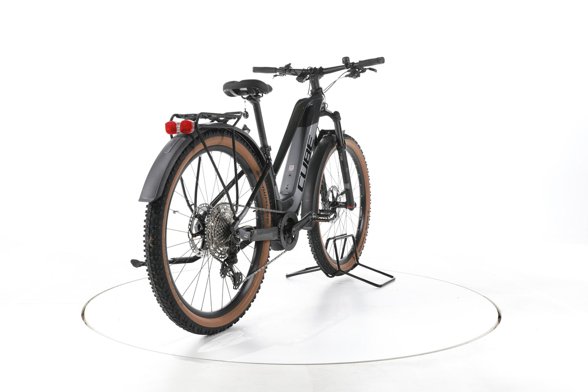 Cube Reaction Hybrid SLT Trekking E-Bike - Image 11
