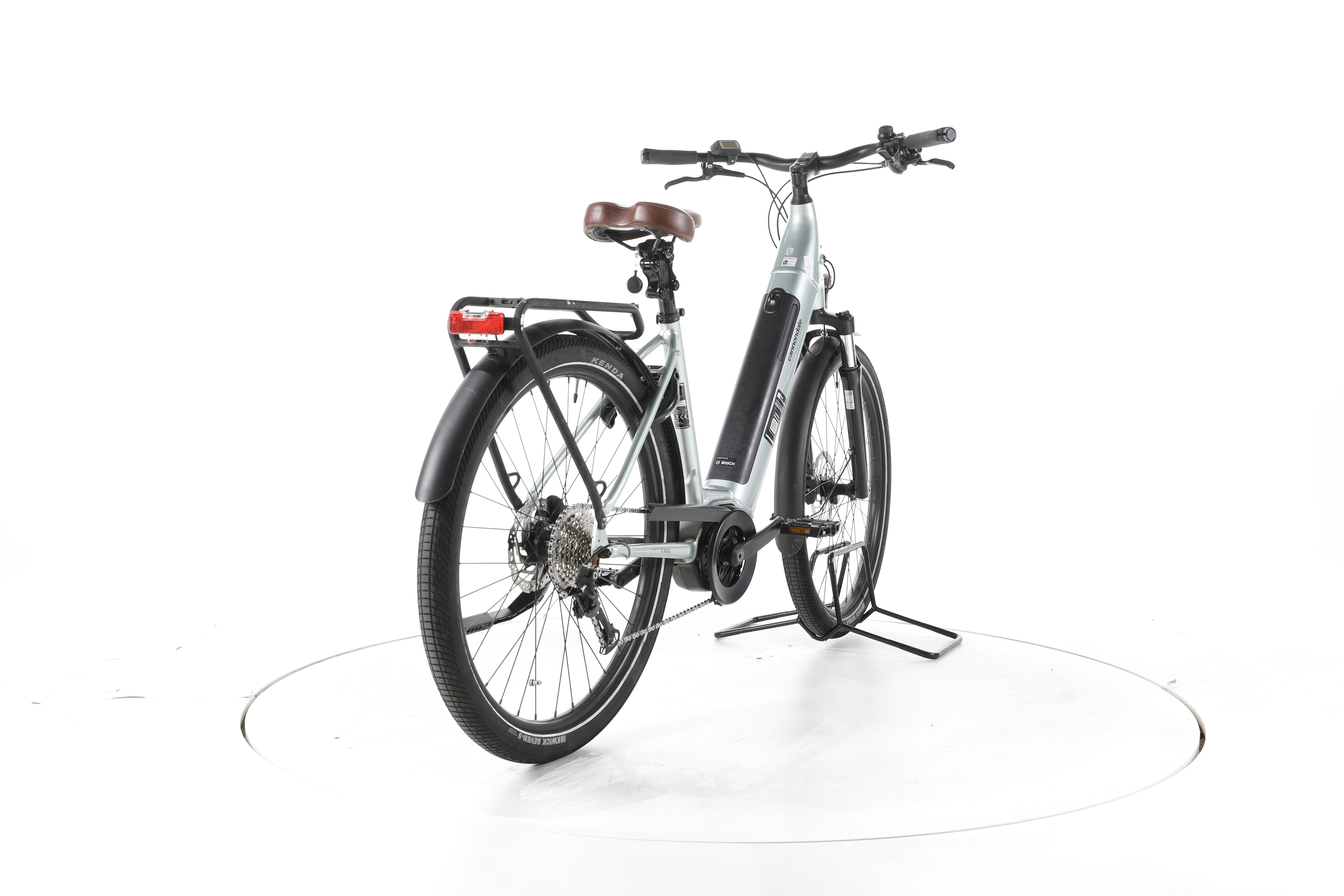 Cannondale 650 U Adventure Neo 2 EQ Trekking E-Bike Tiefeinsteiger - Image 11