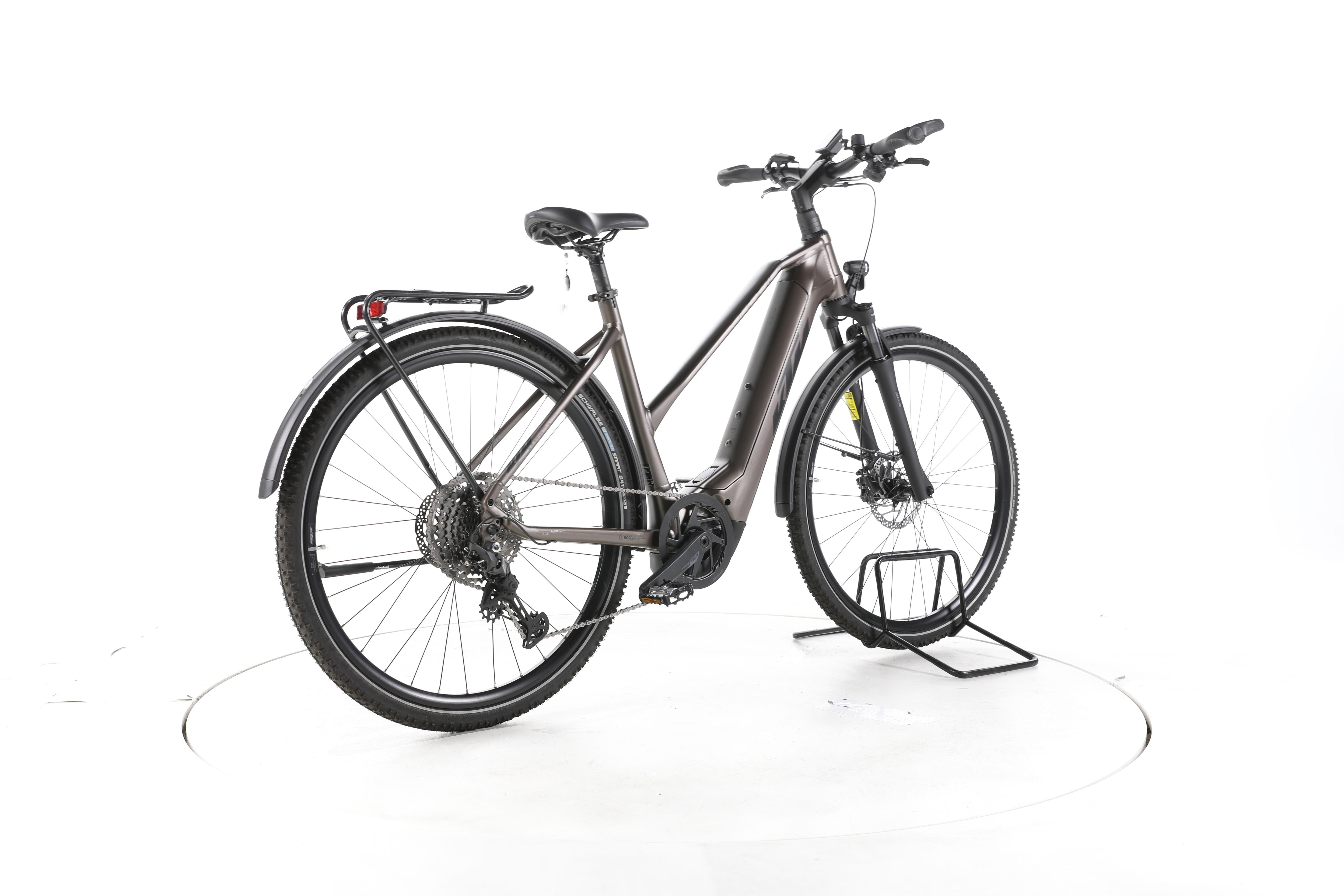 KTM Macina Cross LFC Trekking E-Bike - Image 12