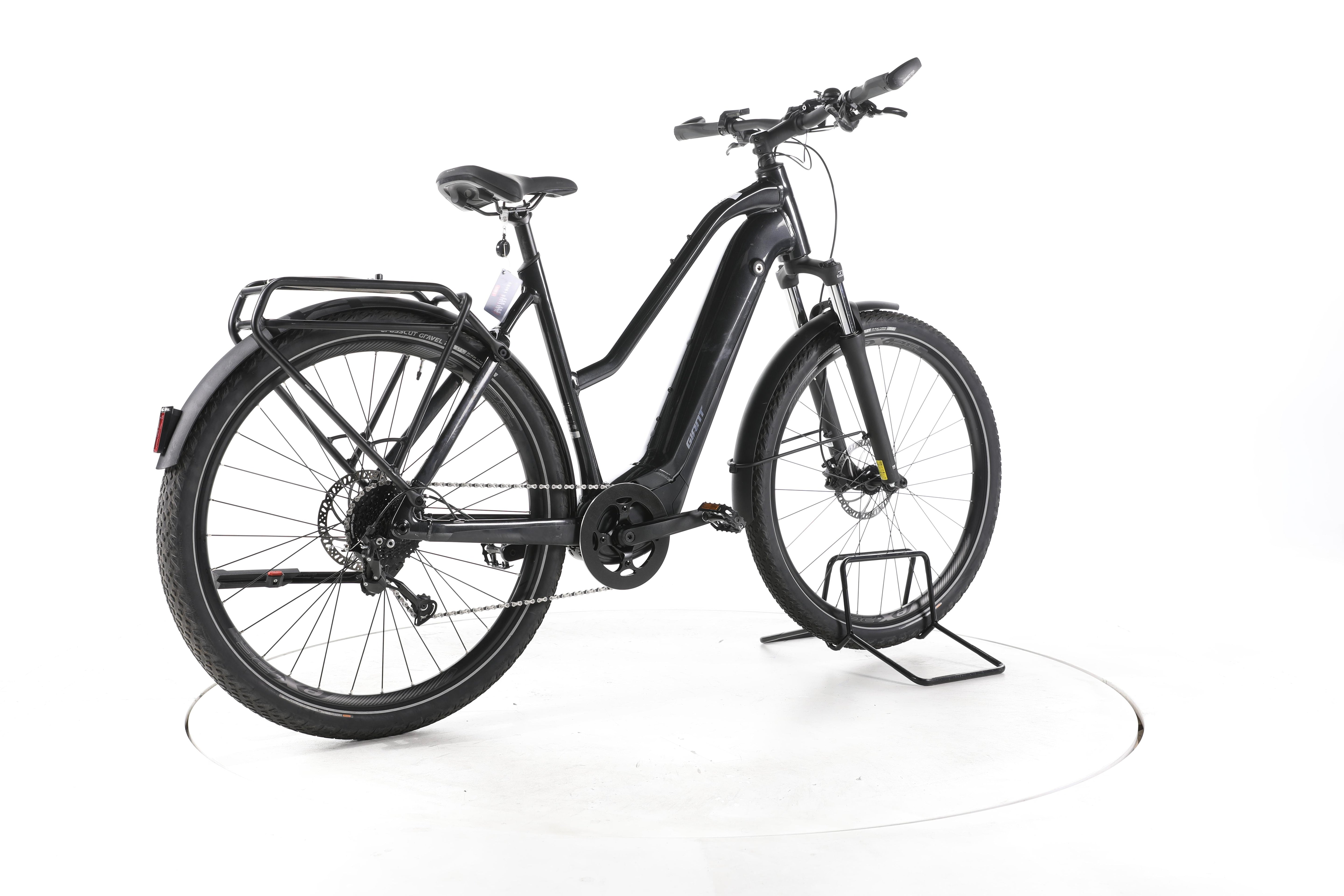 Giant Explore E+ 2 Trekking E-Bike - Image 12