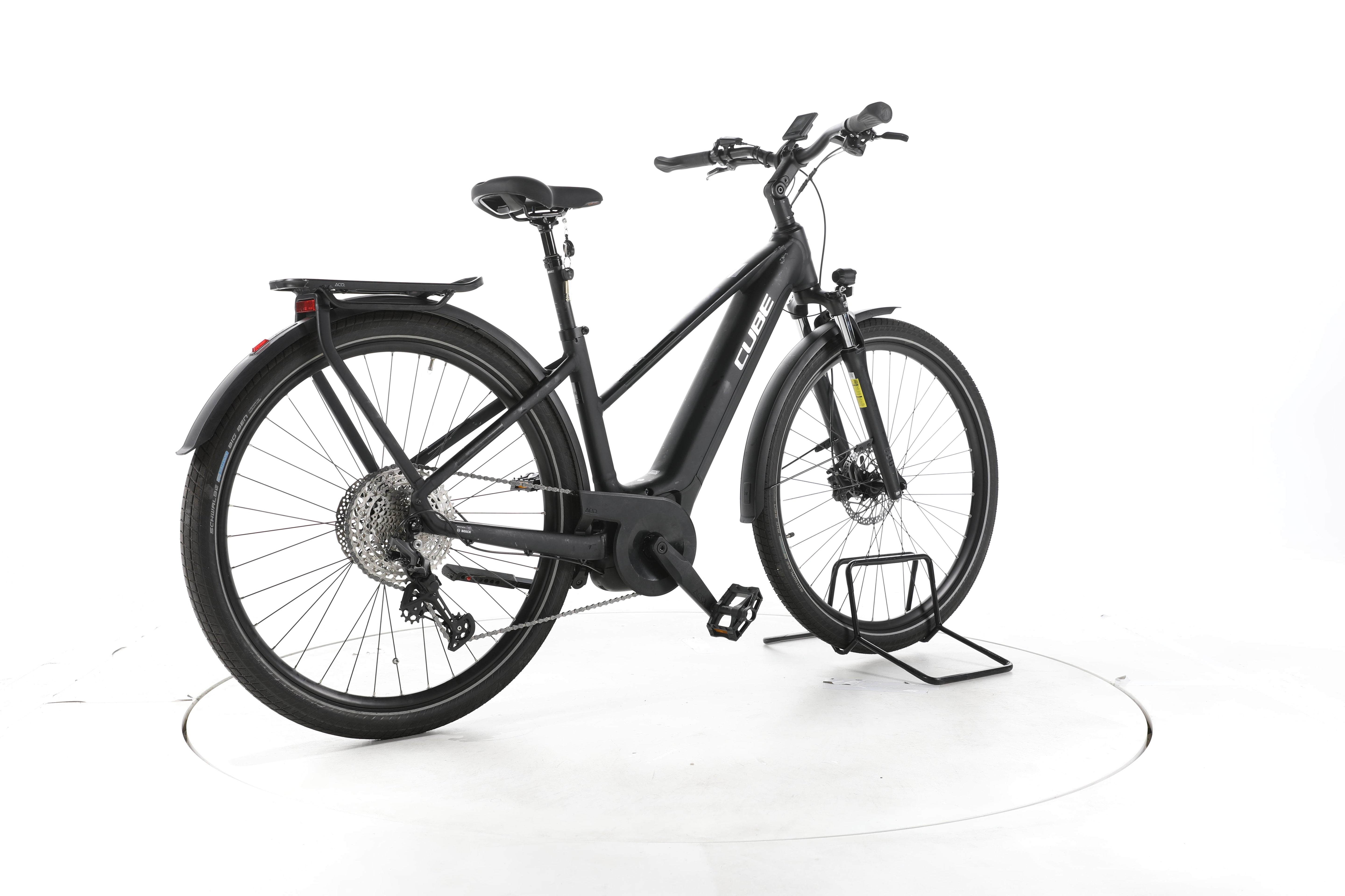 Cube Touring Hybrid Pro Trekking E-Bike - Image 12