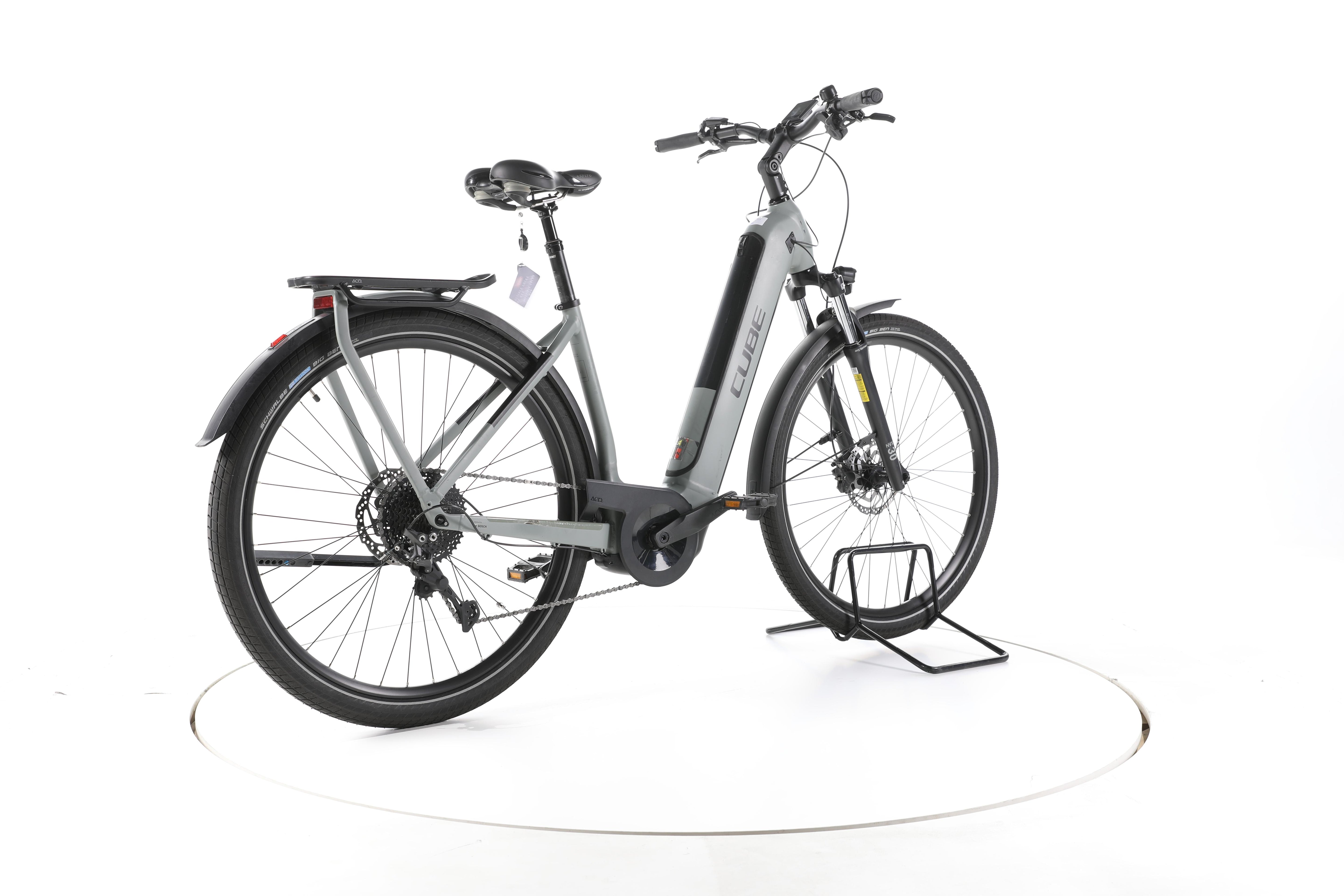 Cube Kathmandu Hybrid ONE Trekking E-Bike Tiefeinsteiger - Image 12