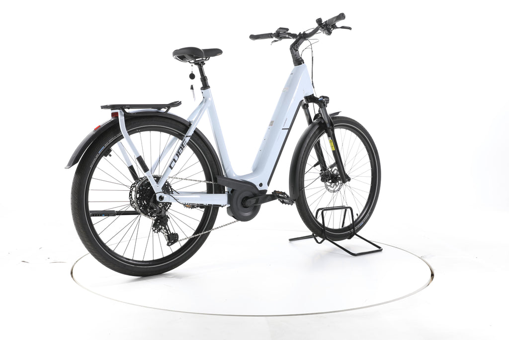 Cube Kathmandu Hybrid ONE Trekking E-Bike Tiefeinsteiger 2025 - Image 12