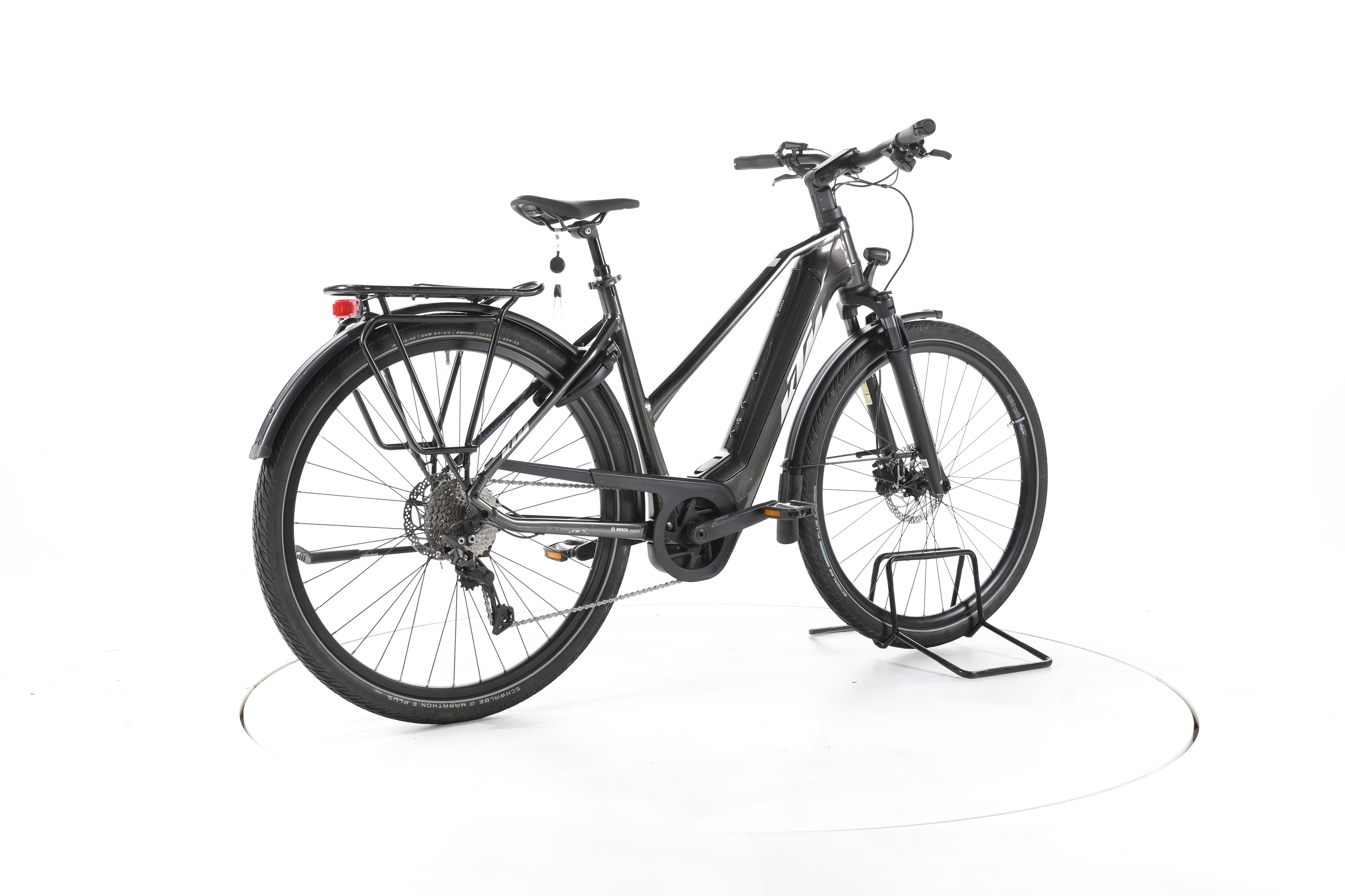 KTM Macina Style 740 Trekking E-Bike - Image 12
