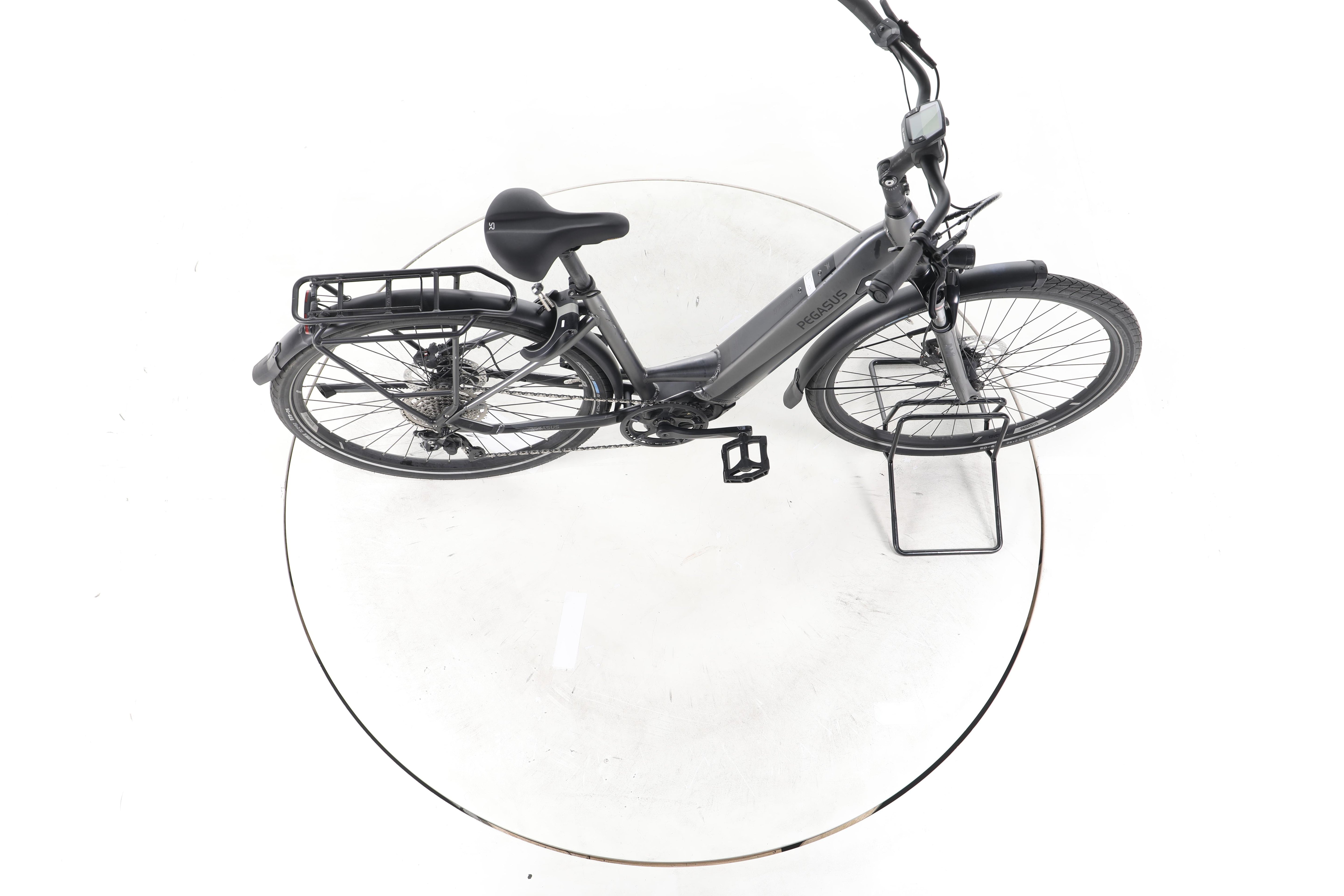 Pegasus Premio EVO 10 Lite Trekking E-Bike Tiefeinsteiger - Image 13