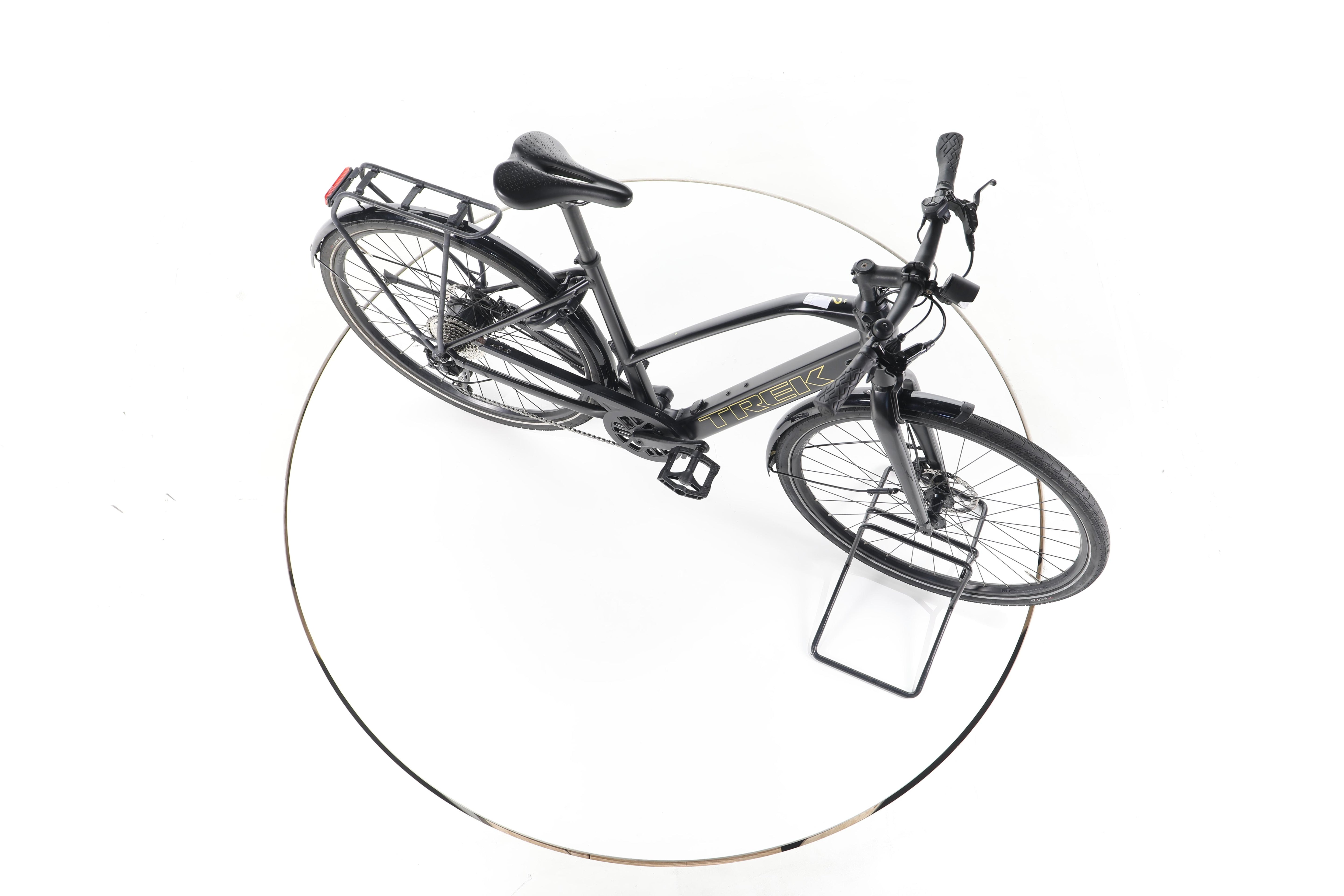 Trek FX+ 2 Stagger E-Bike - Image 14
