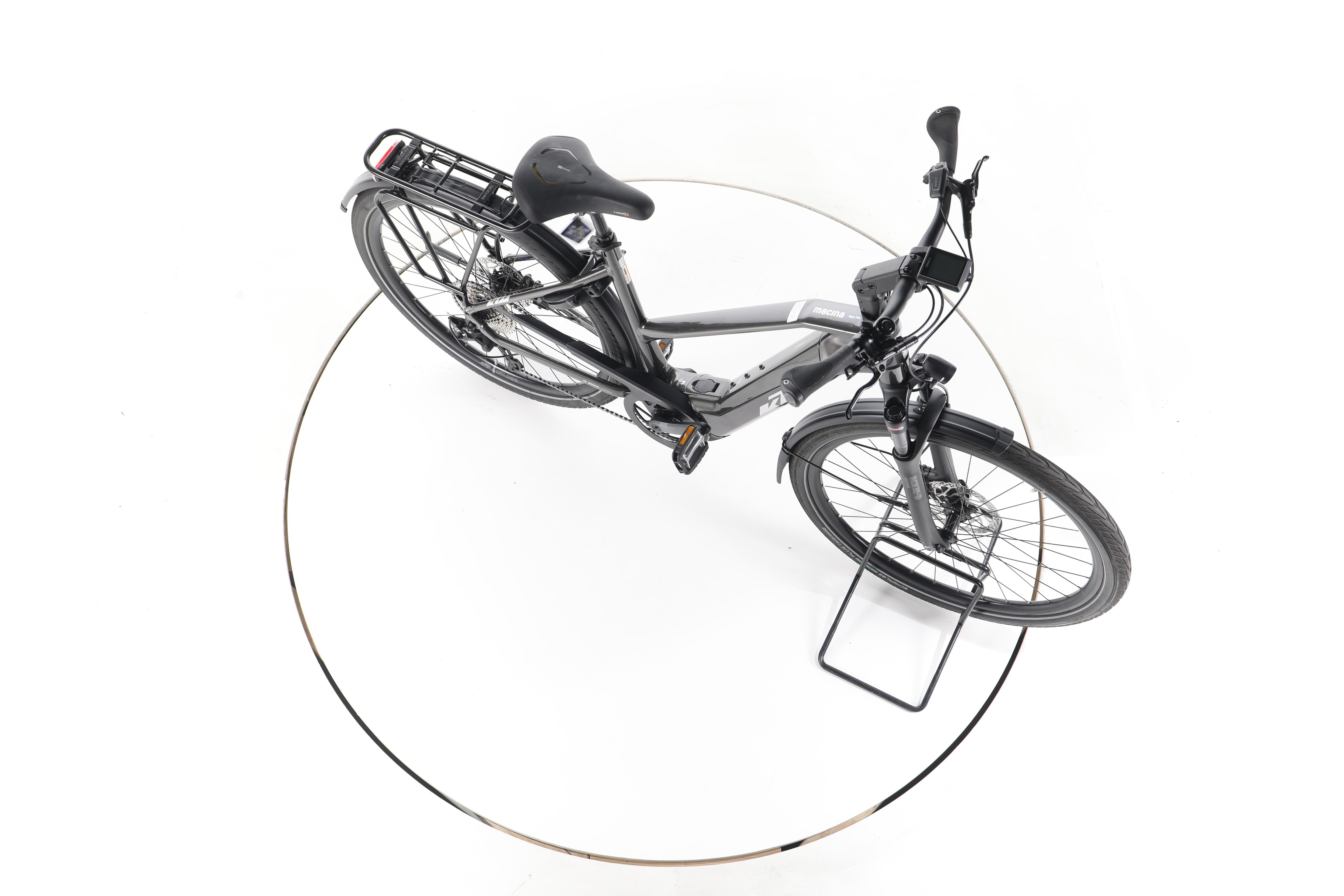 KTM Macina Style 740 Trekking E-Bike - Image 14
