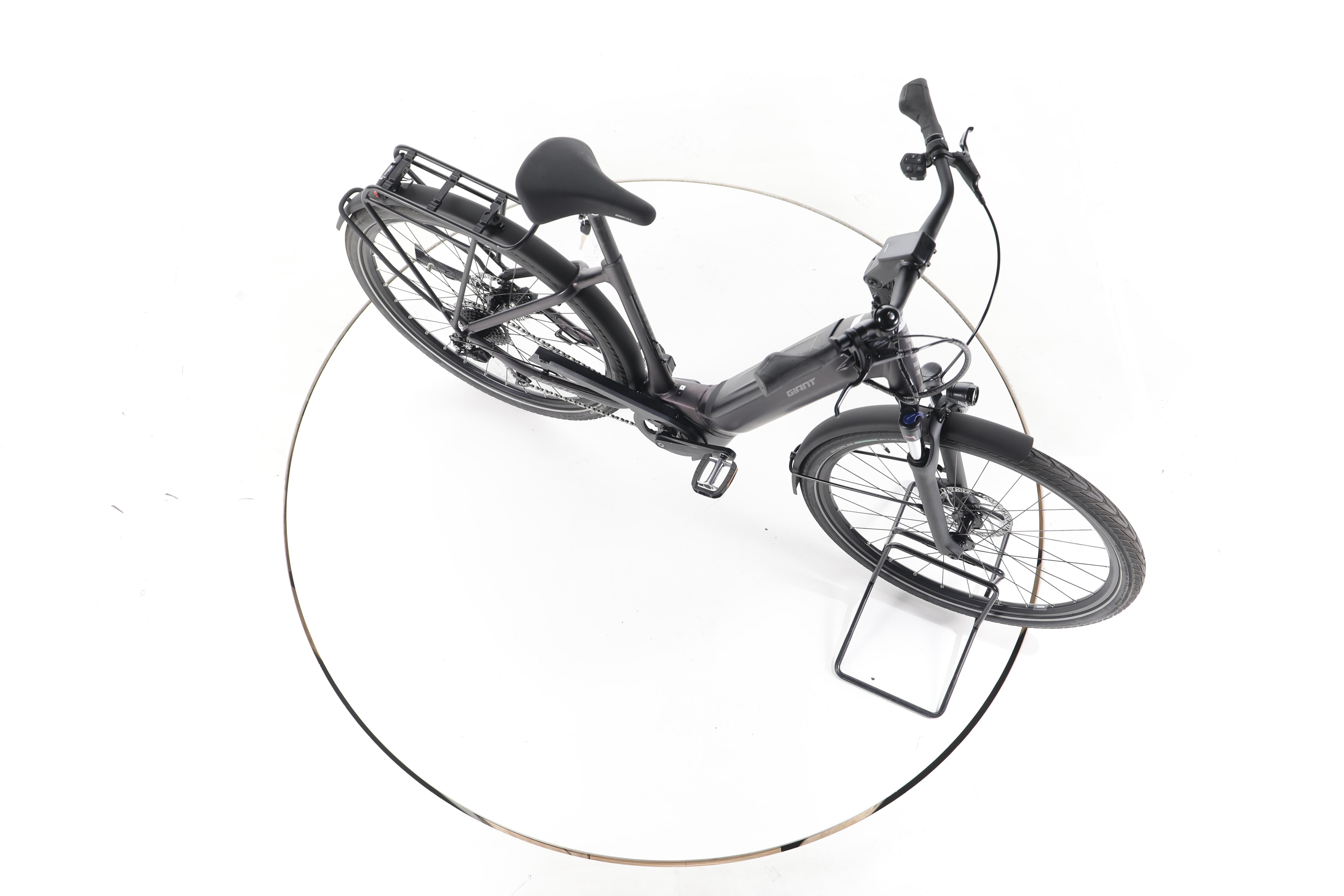 Giant DailyTour E+ 3 Trekking E-Bike Tiefeinsteiger - Image 14