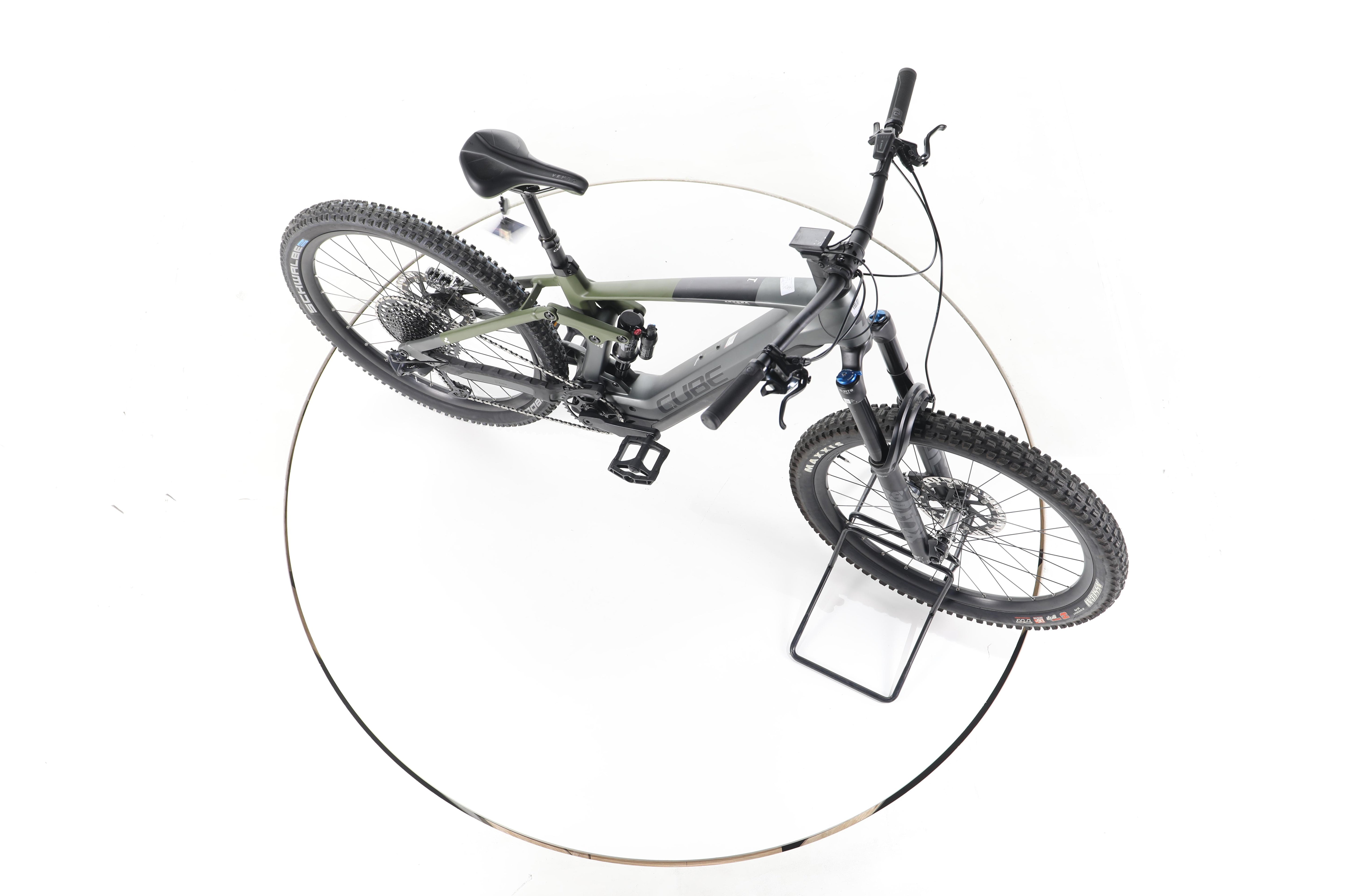 Cube Stereo Hybrid 160 HPC TM flash E-Bike Fully Carbon - Image 14