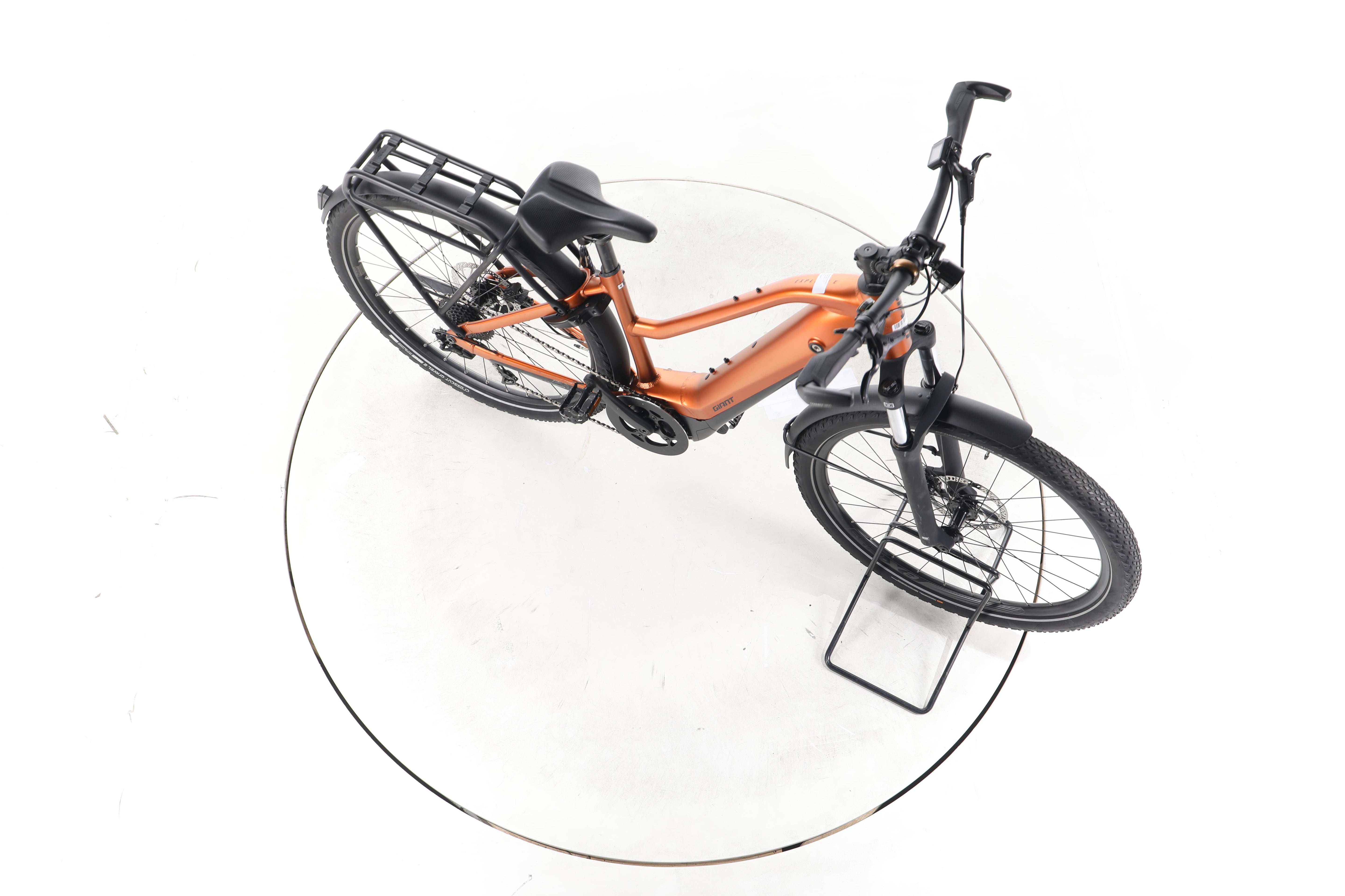 Giant Explore E+ 2 Trekking E-Bike - Image 14
