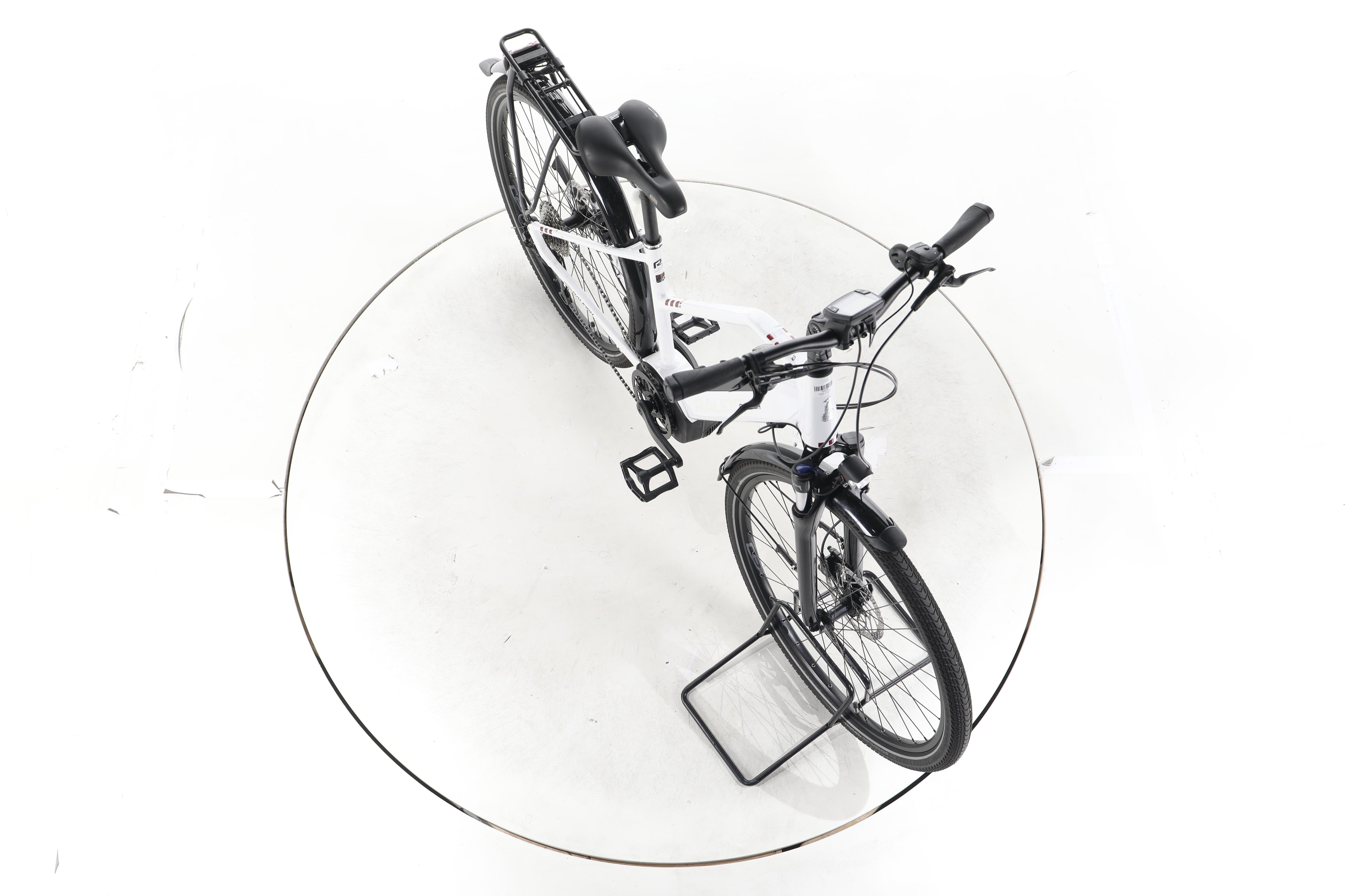 Raleigh Kent 9 Trekking E-Bike - Image 15