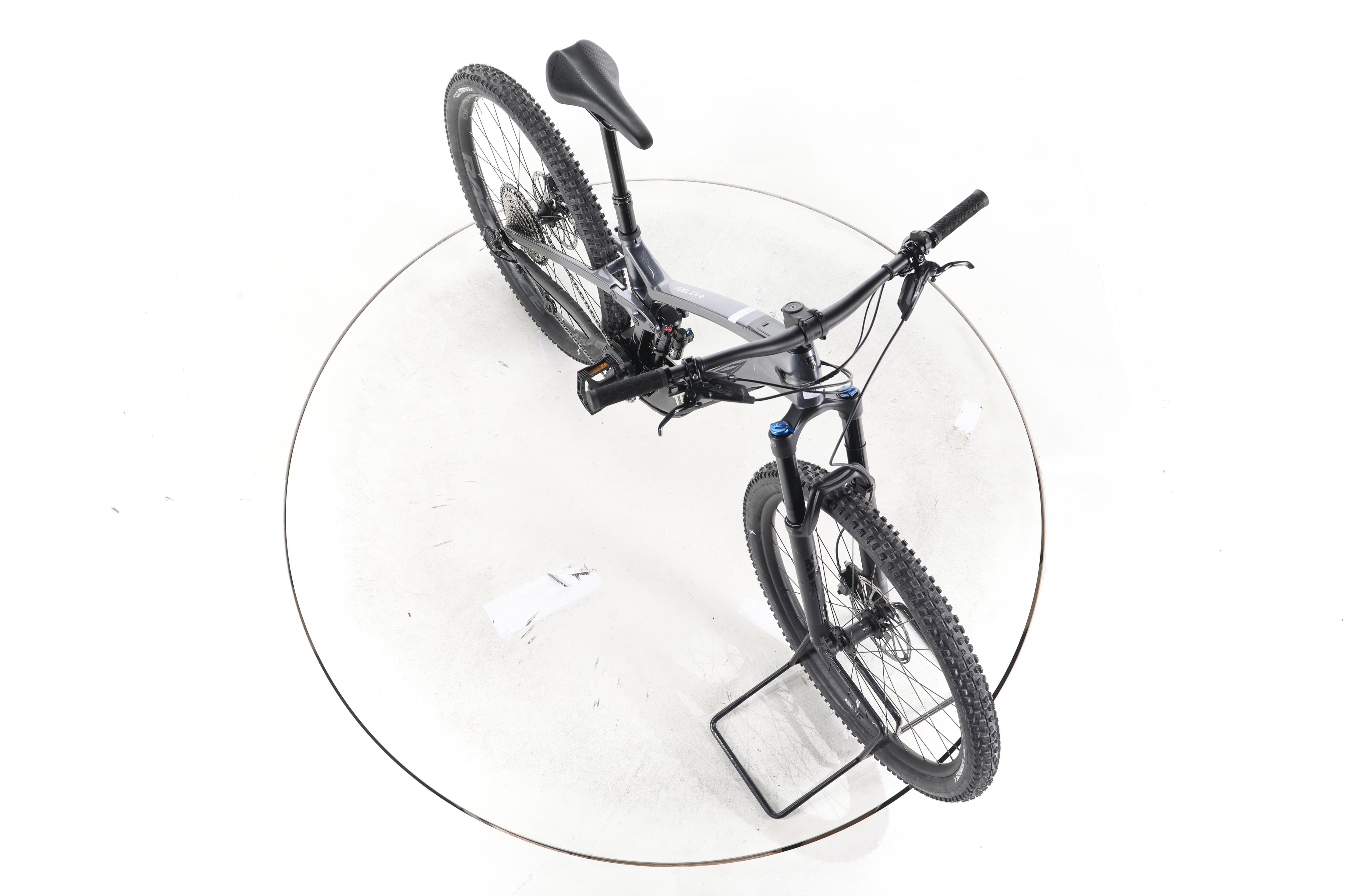 Trek Fuel EXe 9.7 E-Bike Fully Carbon - Image 15