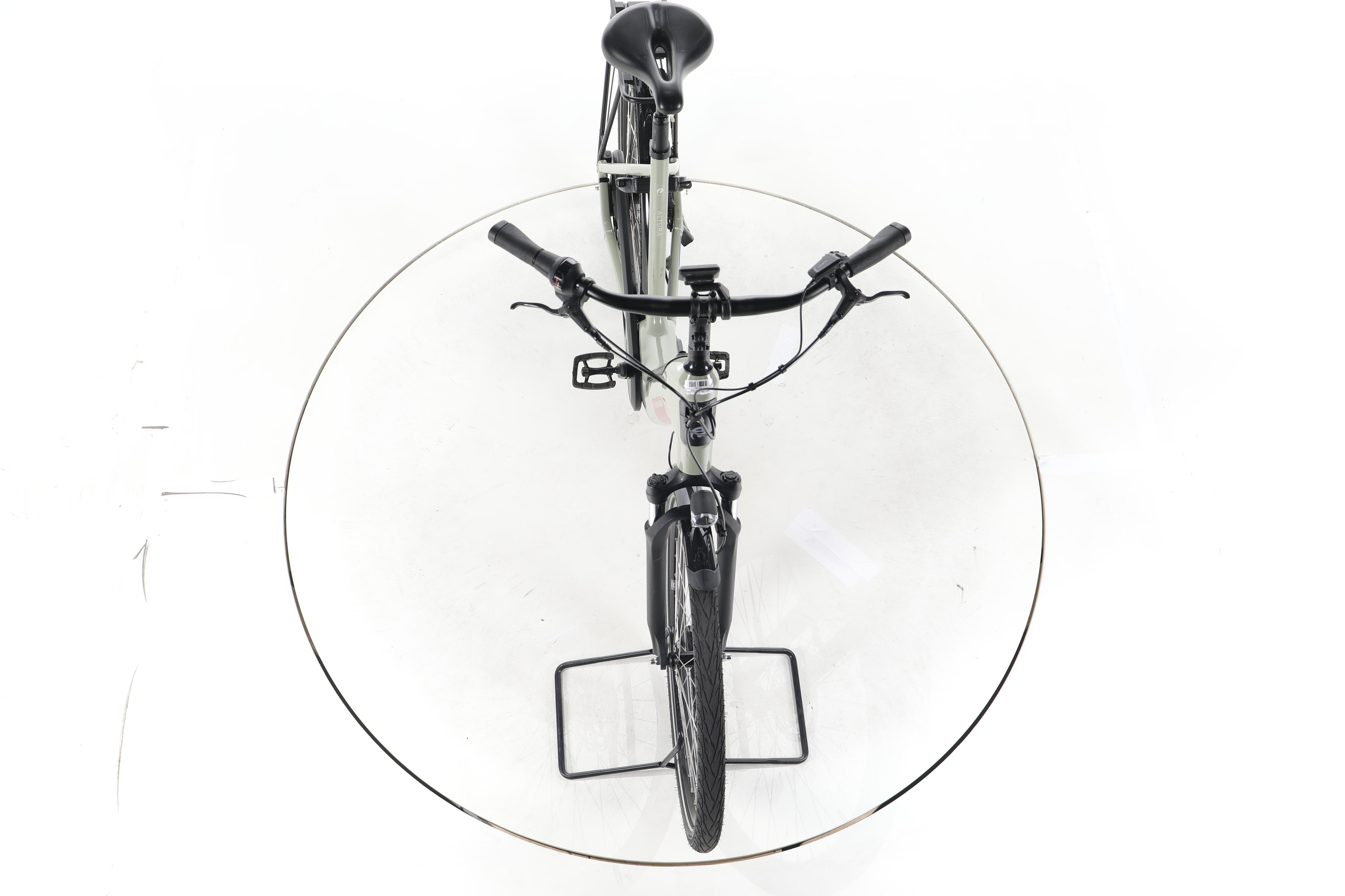 Batavus Altura E-go Power Pro City E-Bike Tiefeinsteiger - Image 16