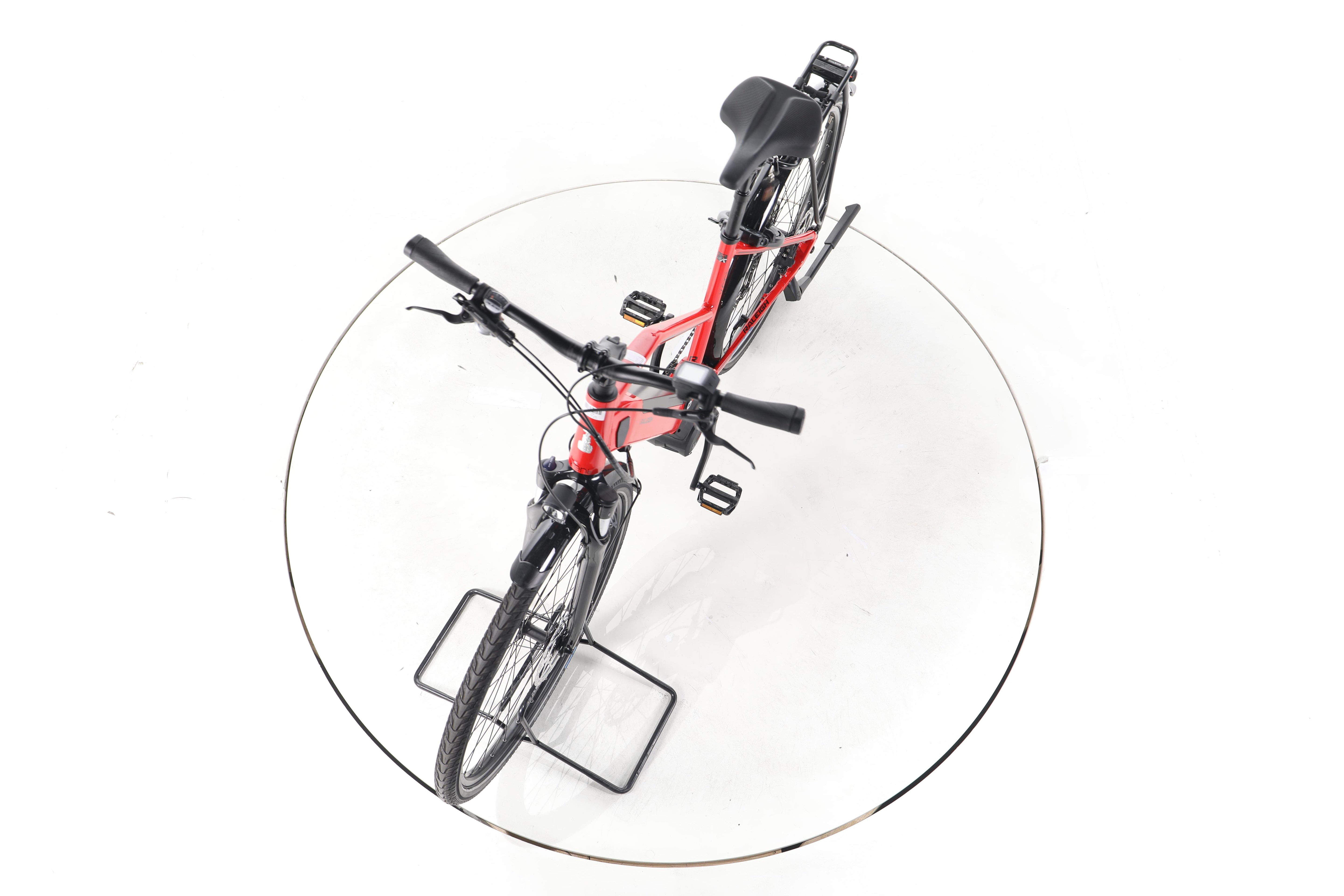 Raleigh Kent 9 Trekking E-Bike - Image 17