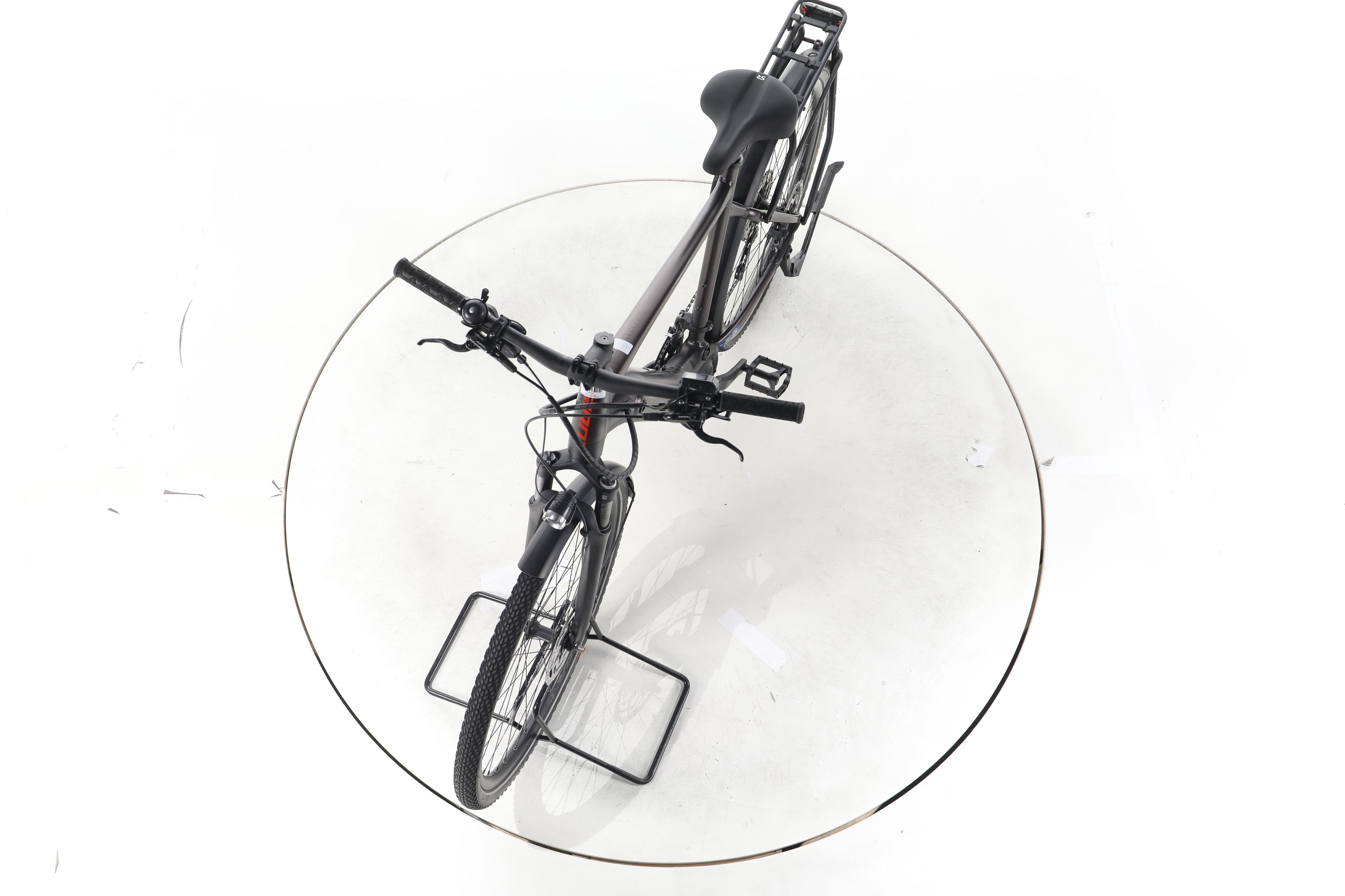 Giant Explore E+ Pro 1 Trekking E-Bike - Image 17