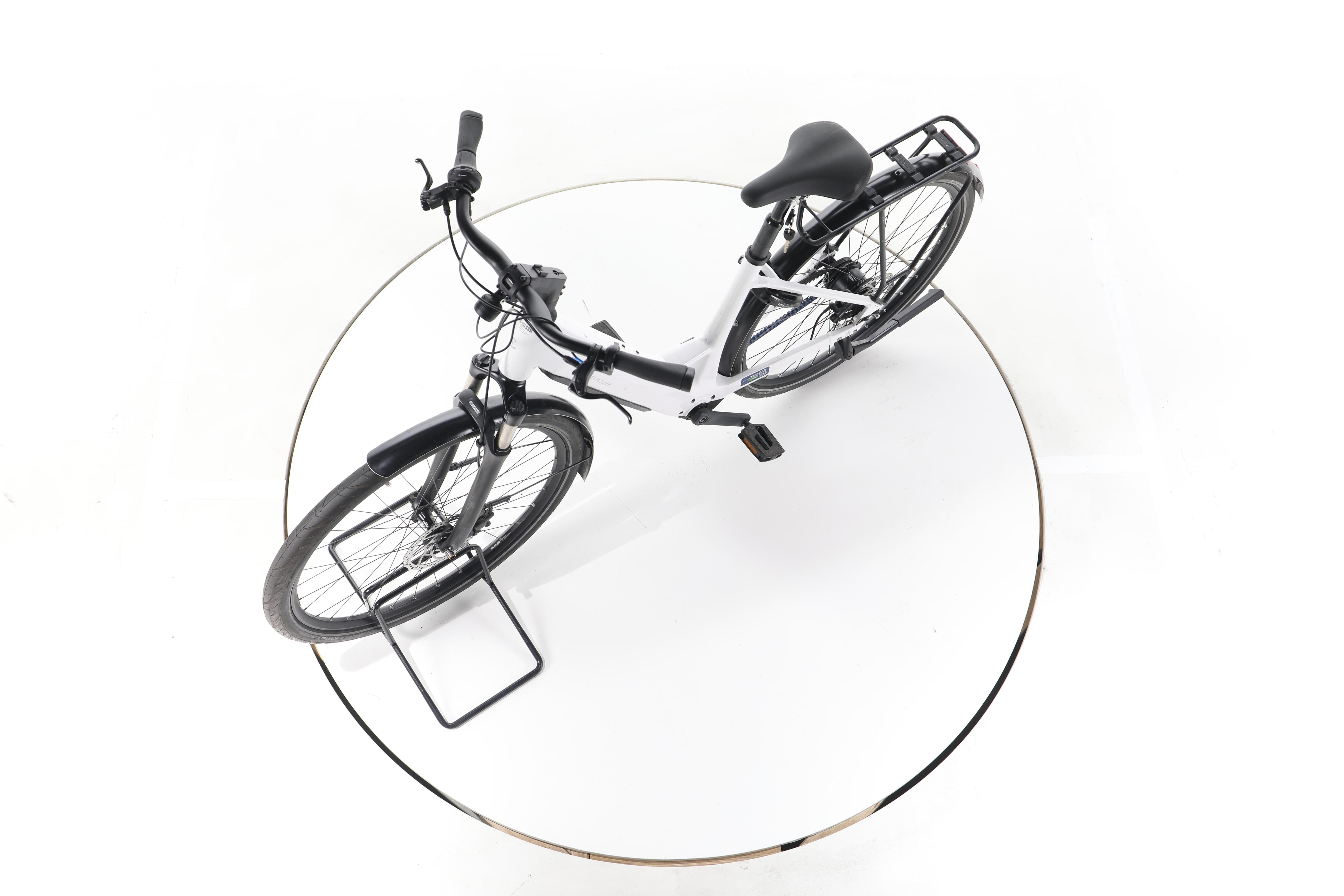 Riese & Müller UBN Six silent City E-Bike Tiefeinsteiger - Image 18