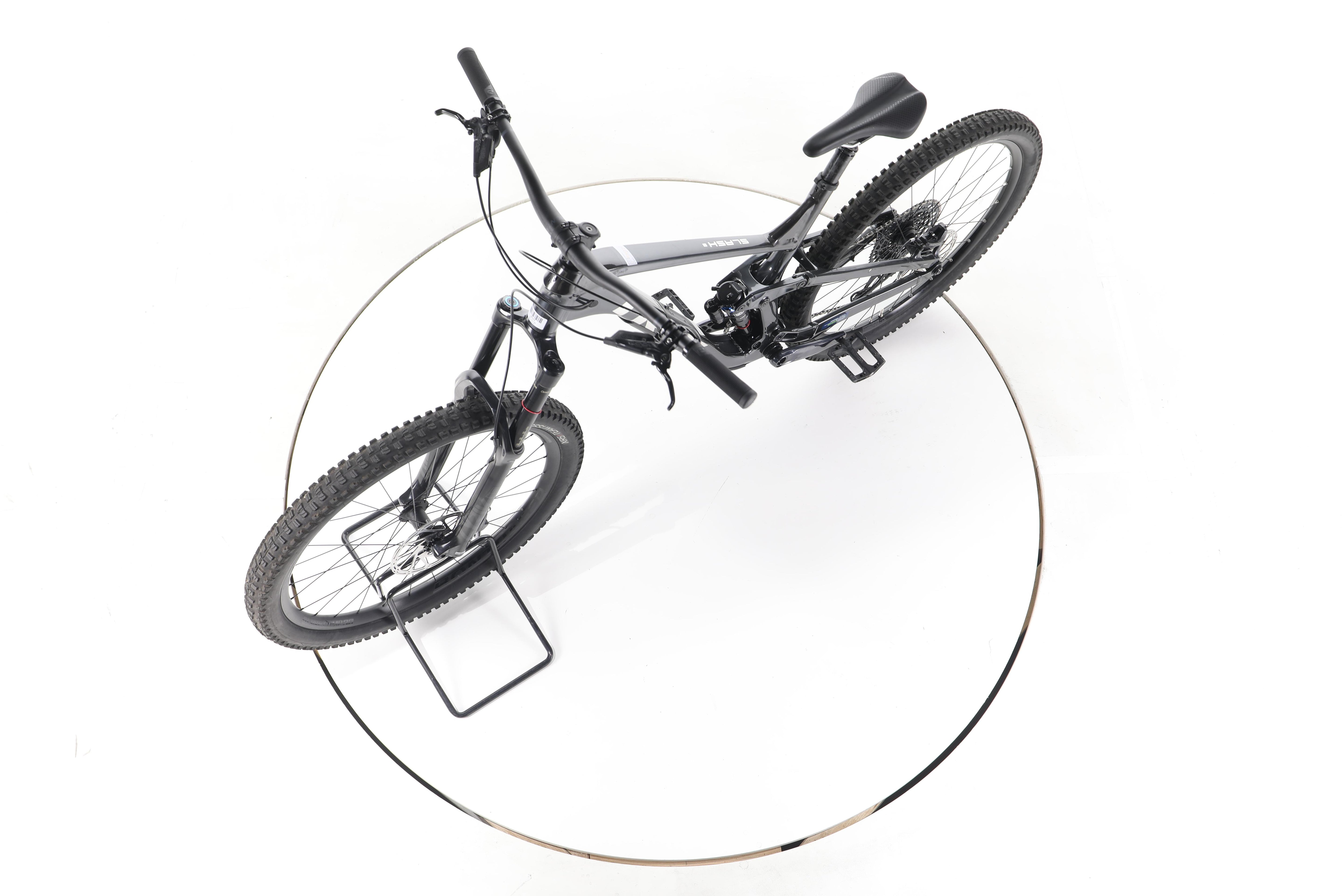 Trek Slash 8 Fahrrad Fully - Image 18