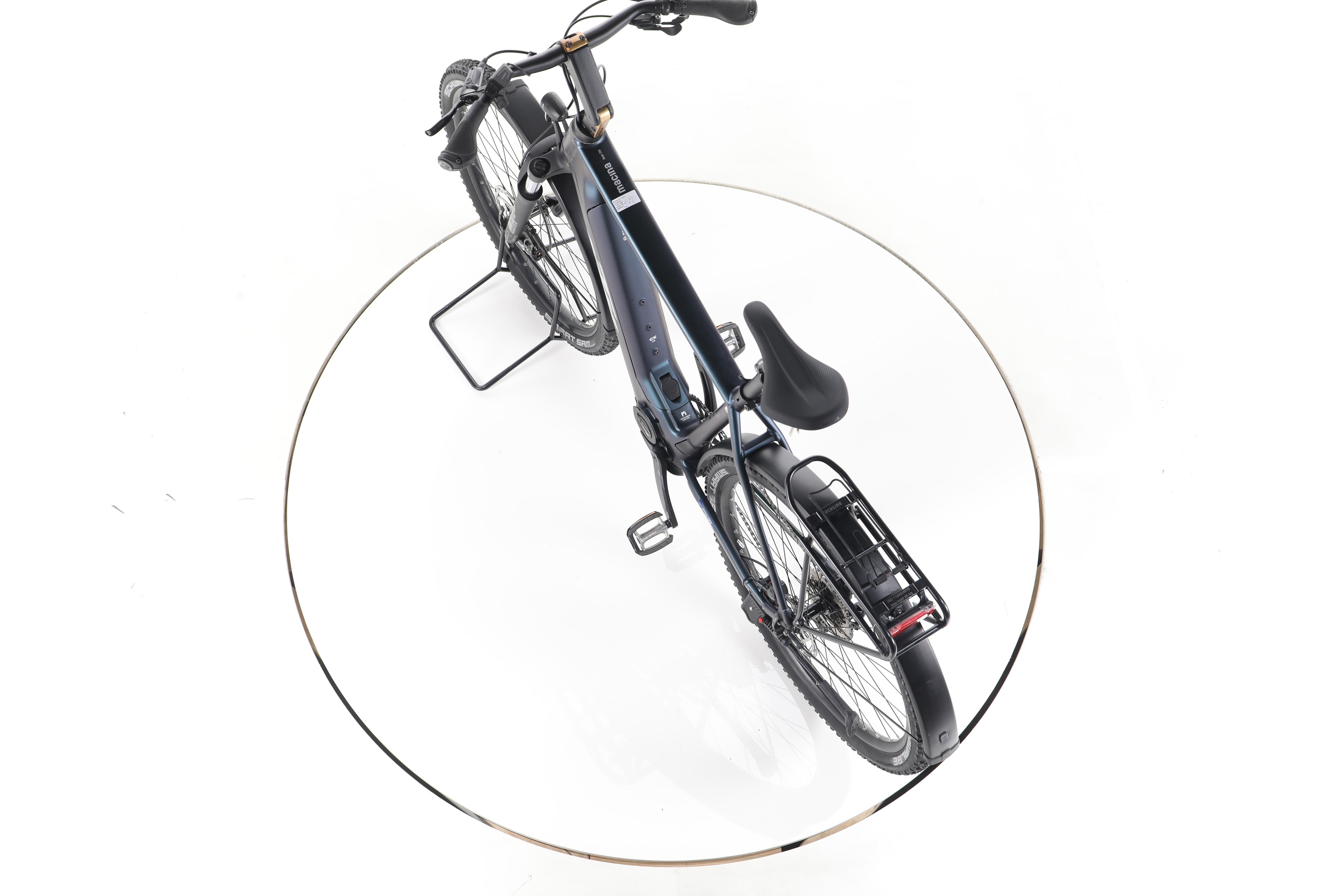 KTM Macina Gran 720 Trekking E-Bike - Image 21