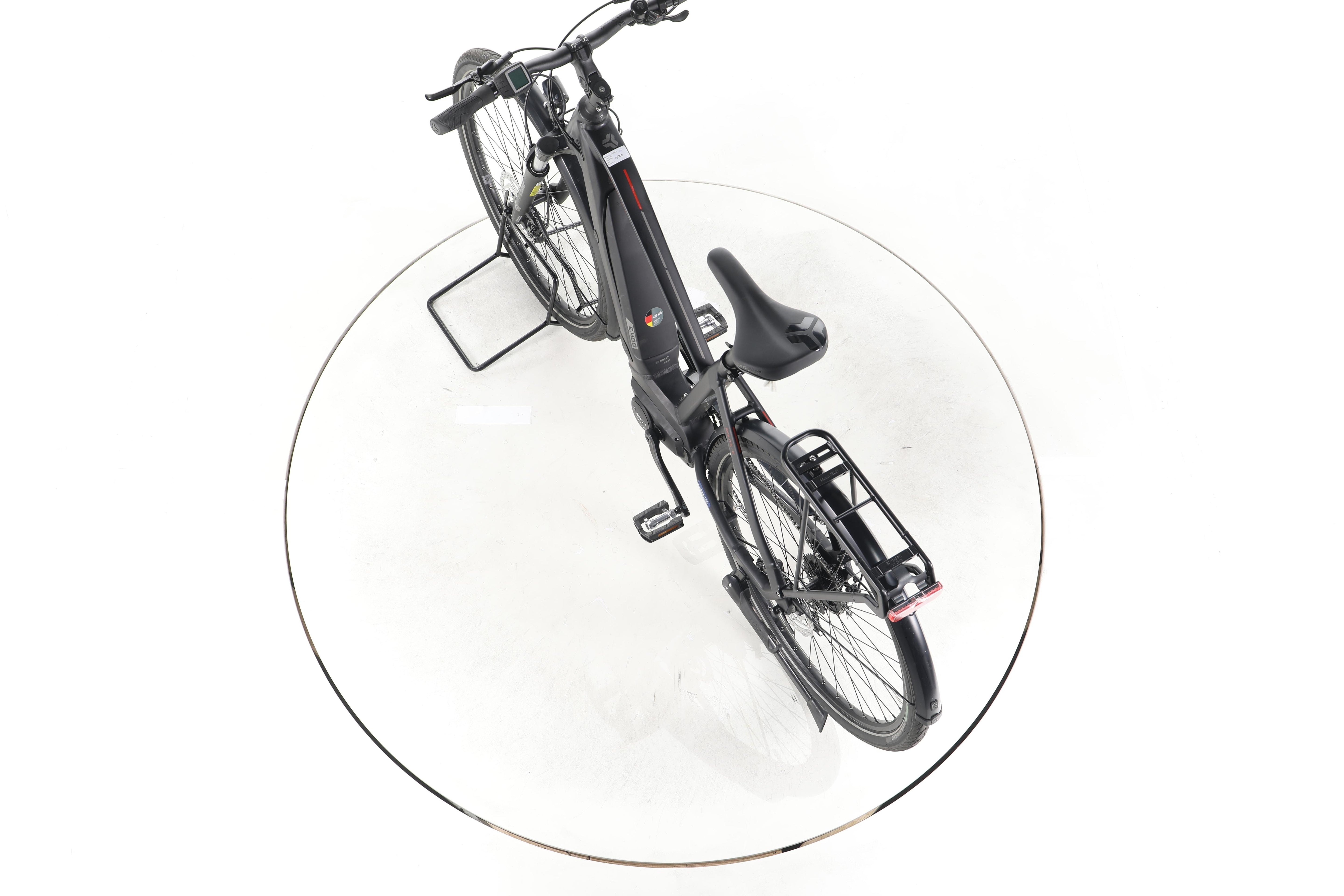 Carver Route E.400 Trekking E-Bike - Image 21