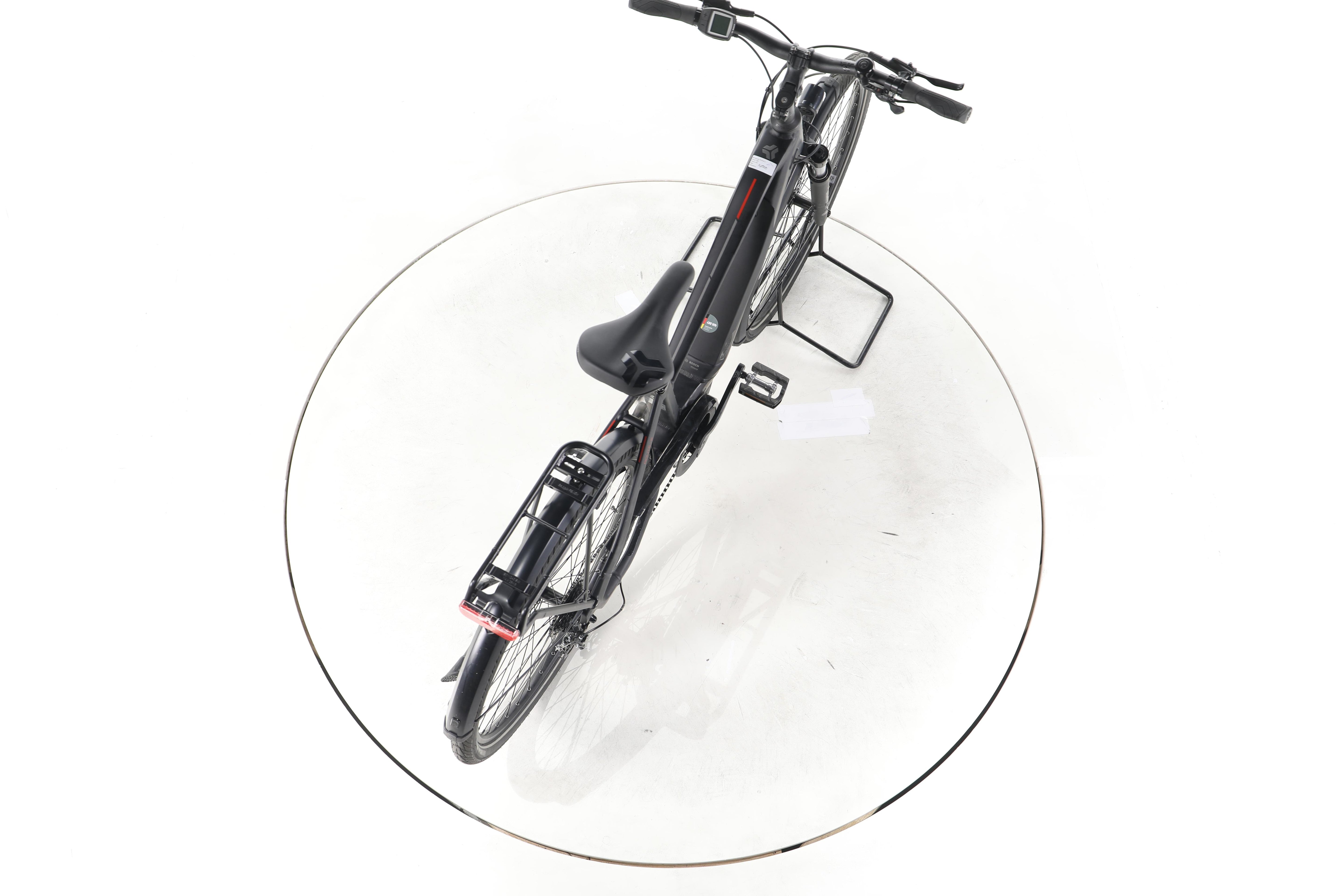Carver Route E.400 Trekking E-Bike - Image 23