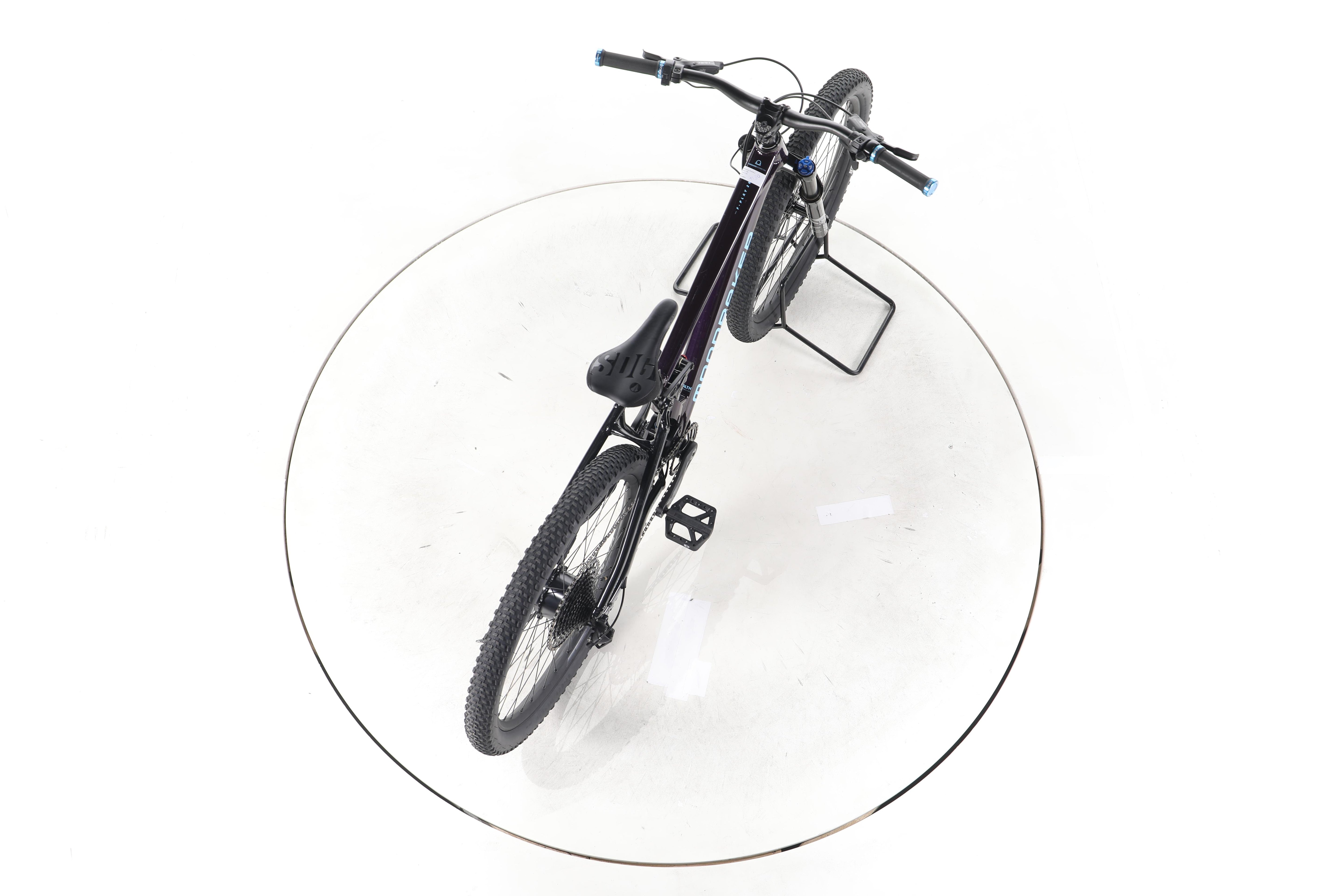 Mondraker F-Play 26 E-Bike Fully - Image 23