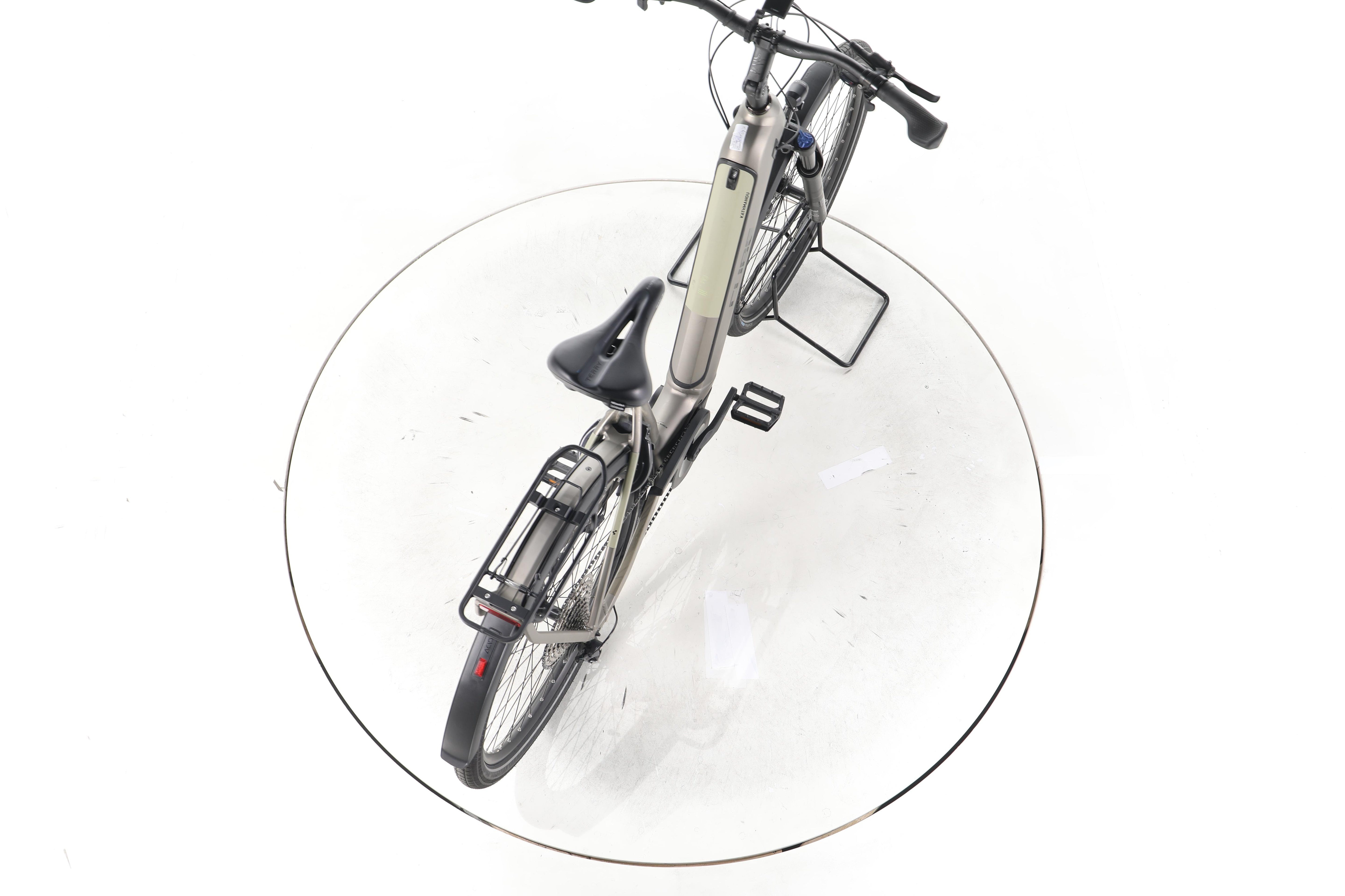 Cube Kathmandu Hybrid Pro Trekking E-Bike Tiefeinsteiger - Image 23