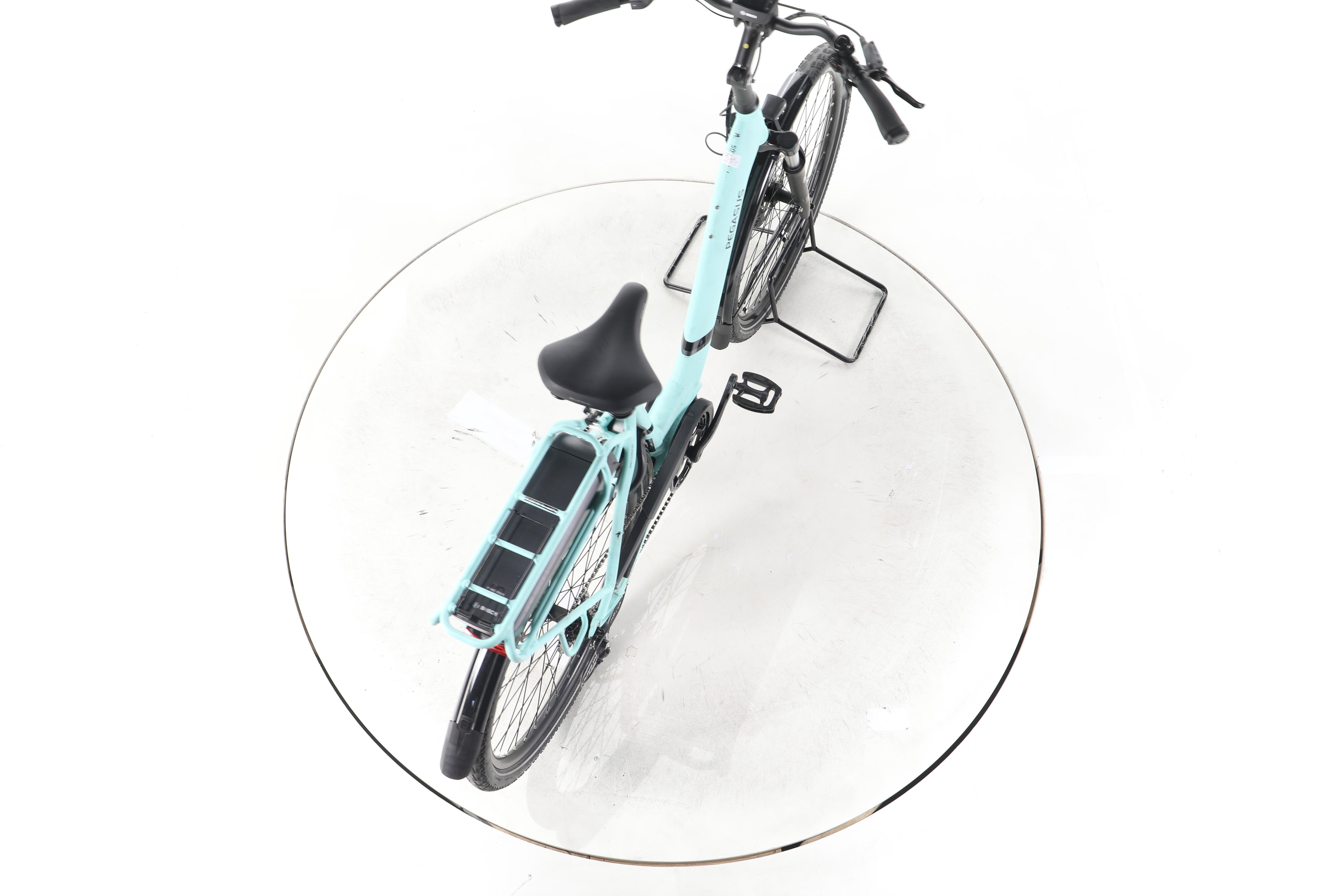 Pegasus Solero E8 Plus Trekking E-Bike Tiefeinsteiger - Image 23
