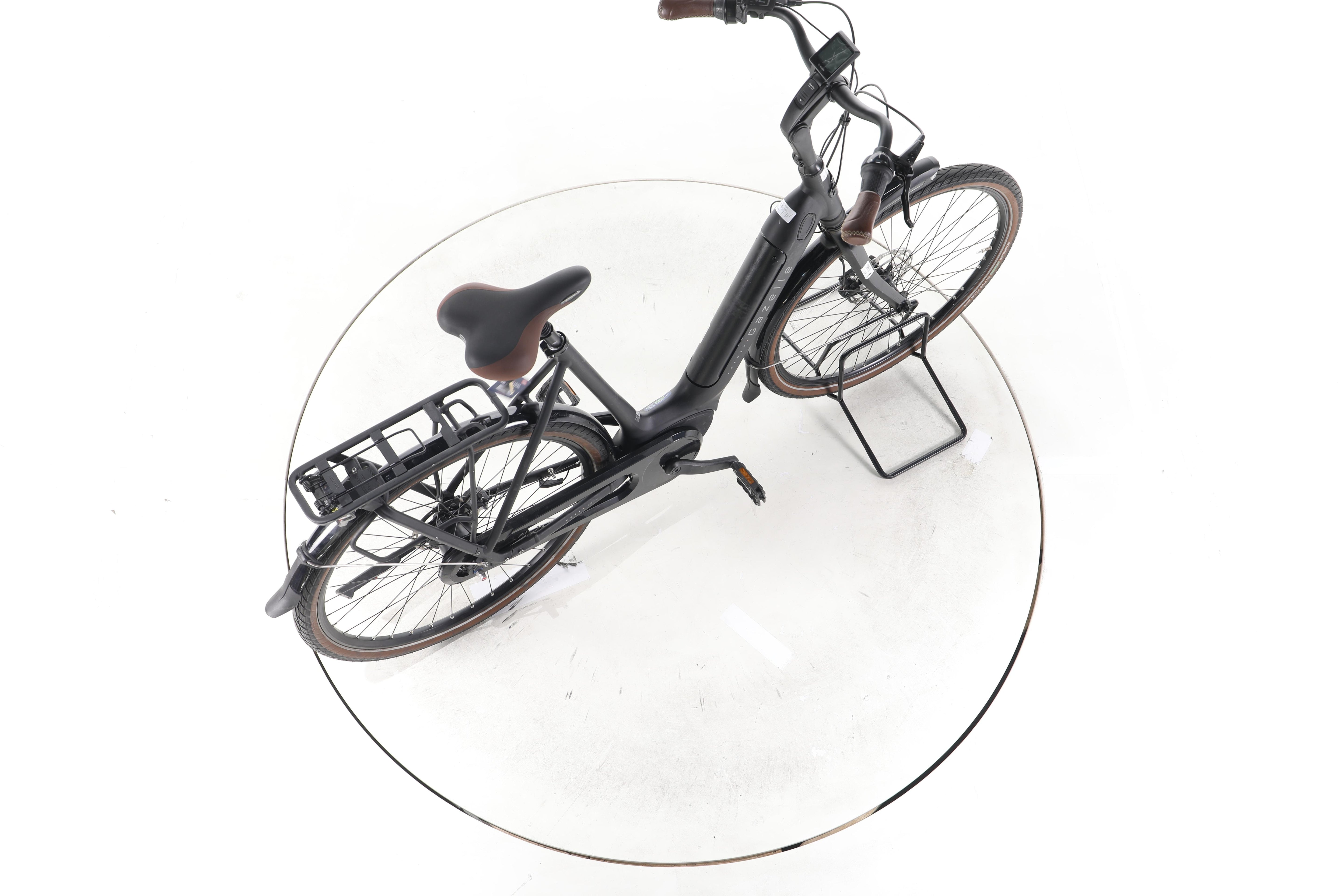 Gazelle Arroyo C8 HMB Elite RT City E-Bike Tiefeinsteiger 2024 - Image 24