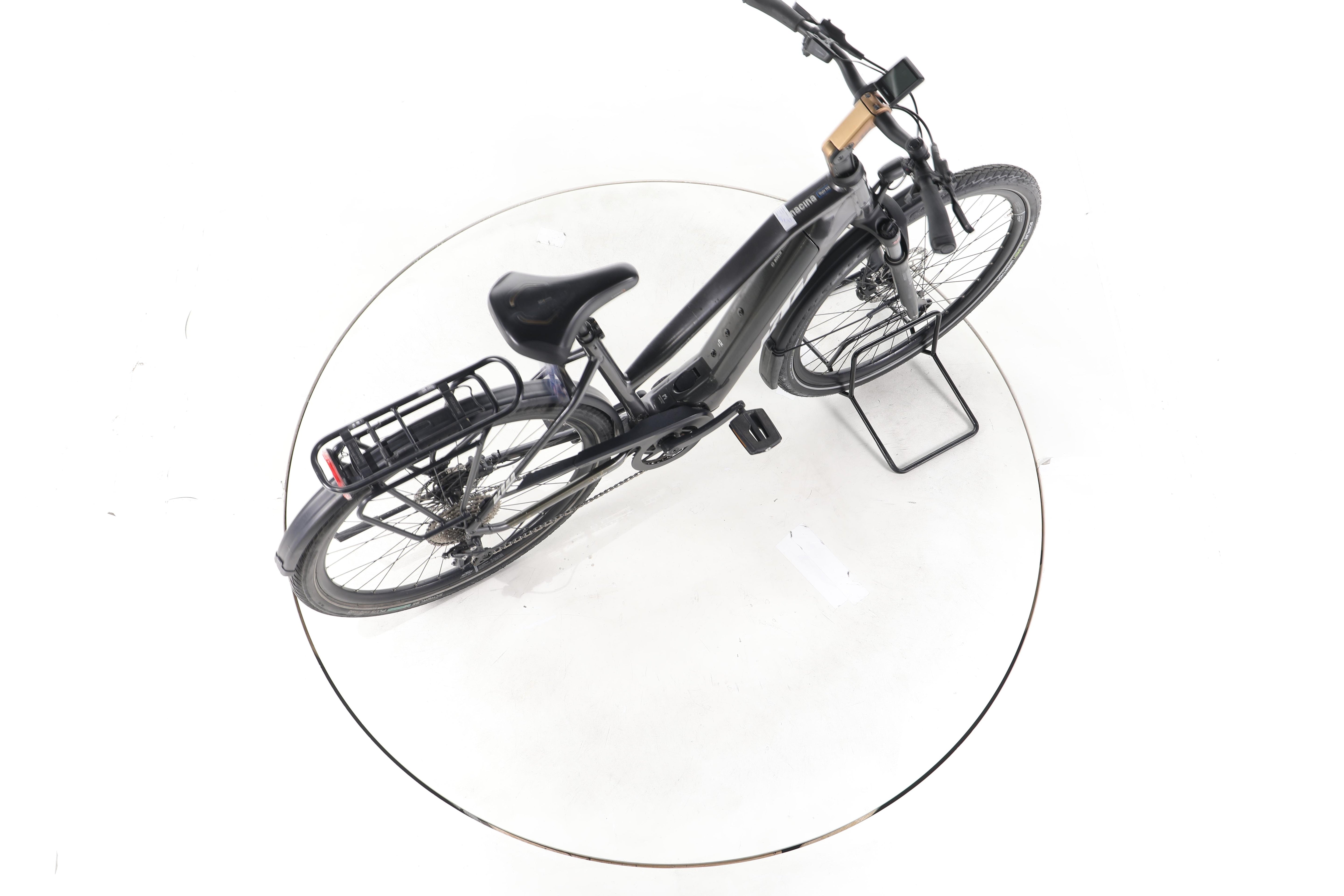 KTM Macina Style 740 Trekking E-Bike - Image 24