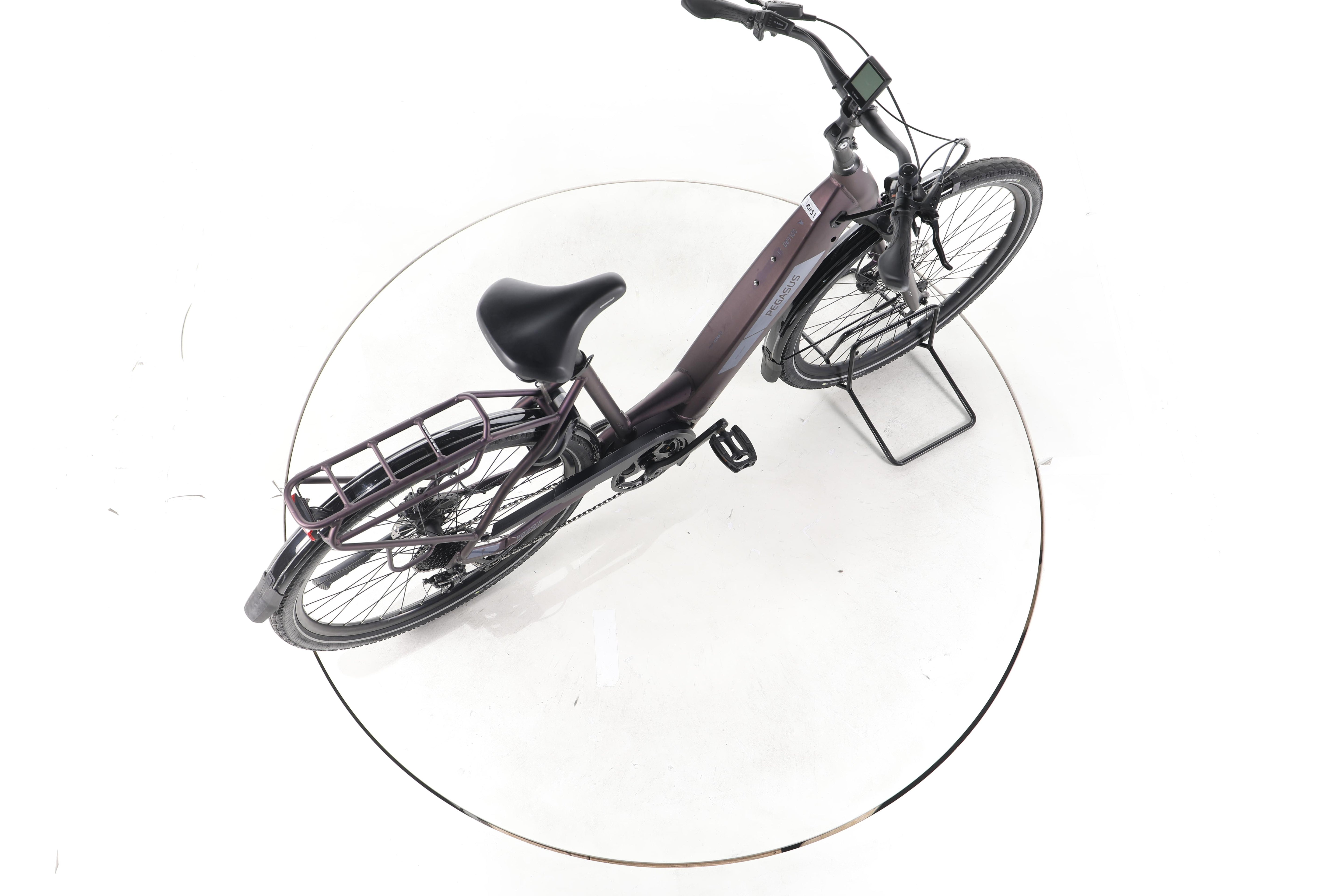 Pegasus Solero EVO 9 Trekking E-Bike Tiefeinsteiger - Image 24