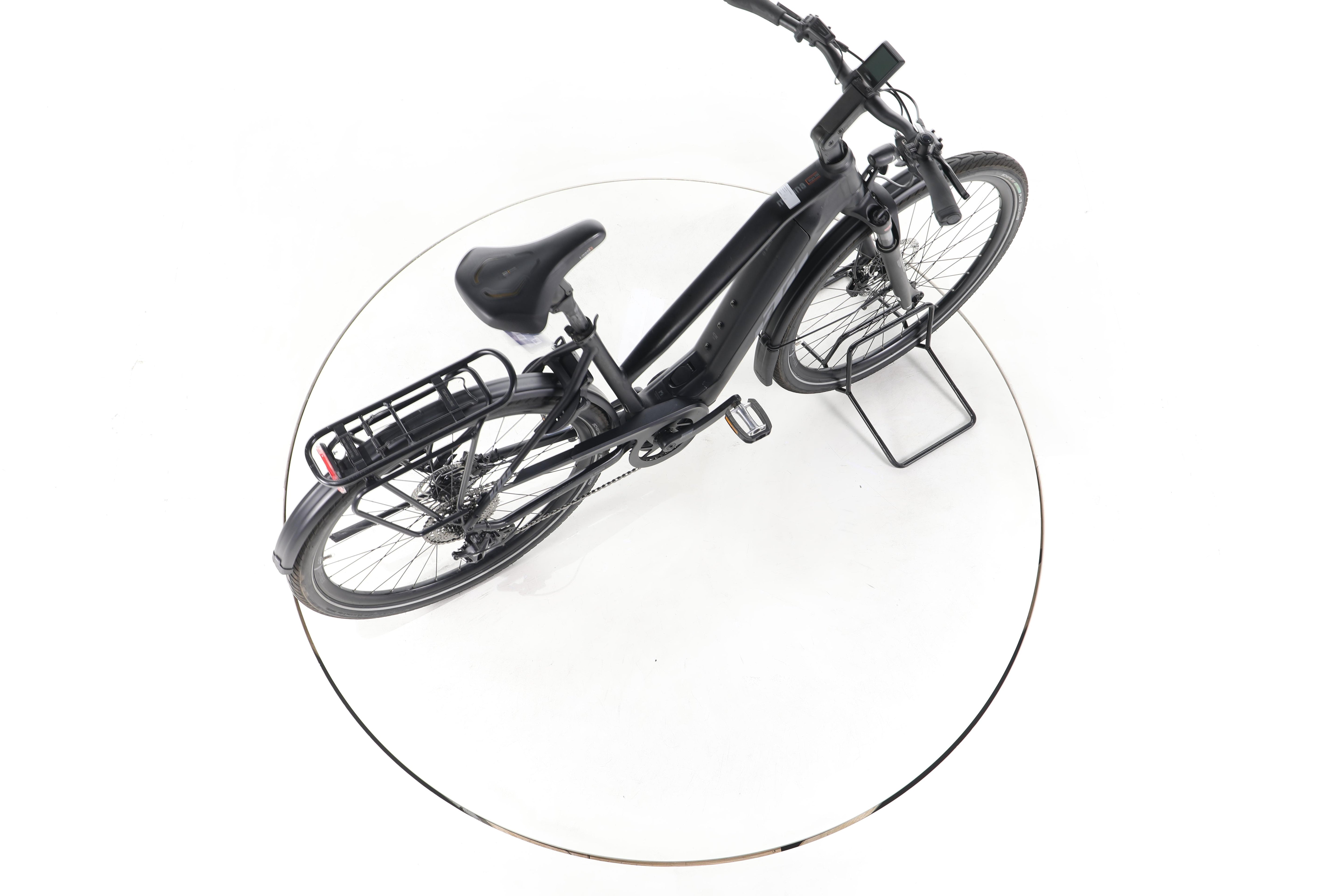 KTM Macina Style 730 Trekking E-Bike - Image 24