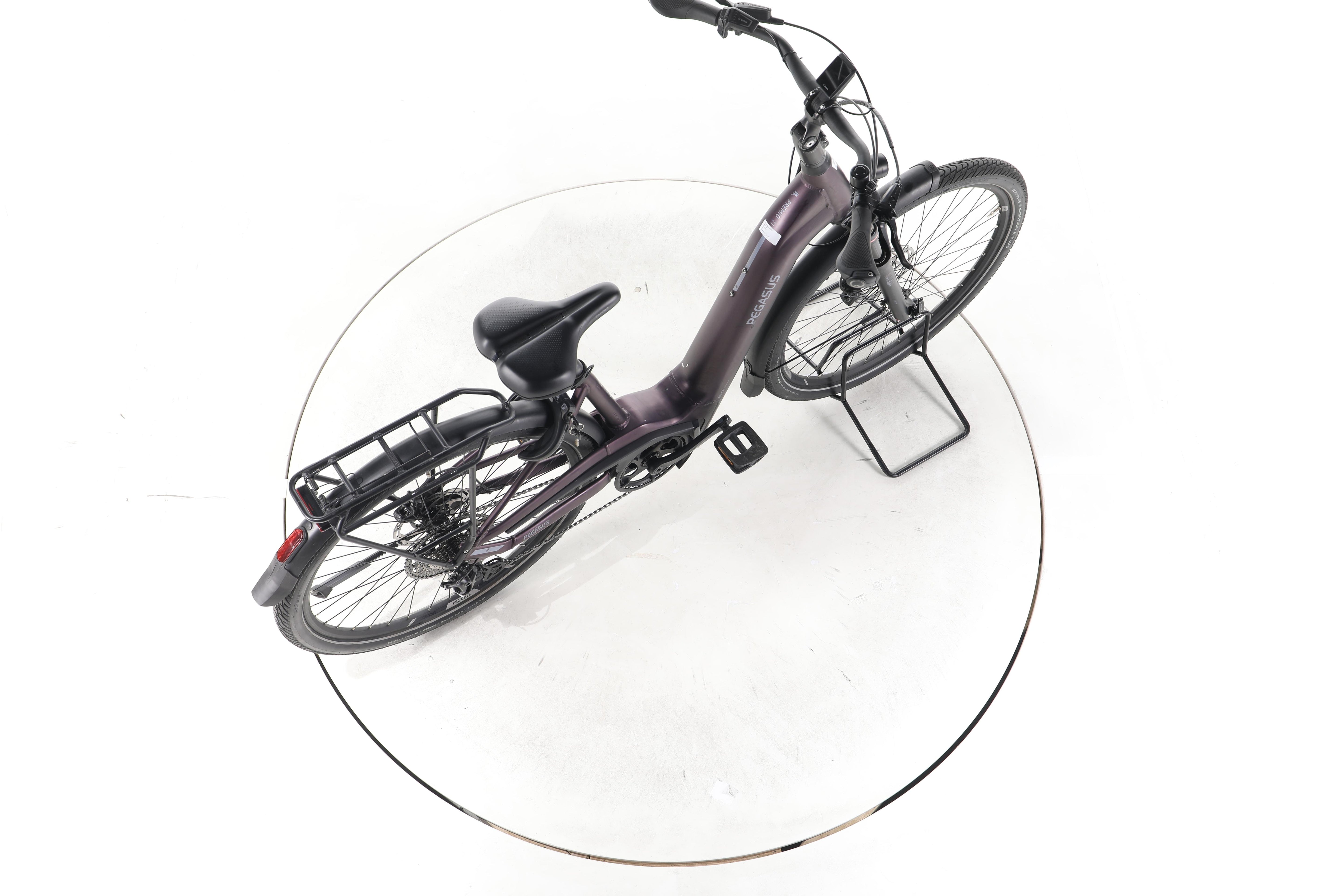 Pegasus Premio EVO 11 "40 Years" Trekking E-Bike Tiefeinsteiger - Image 24