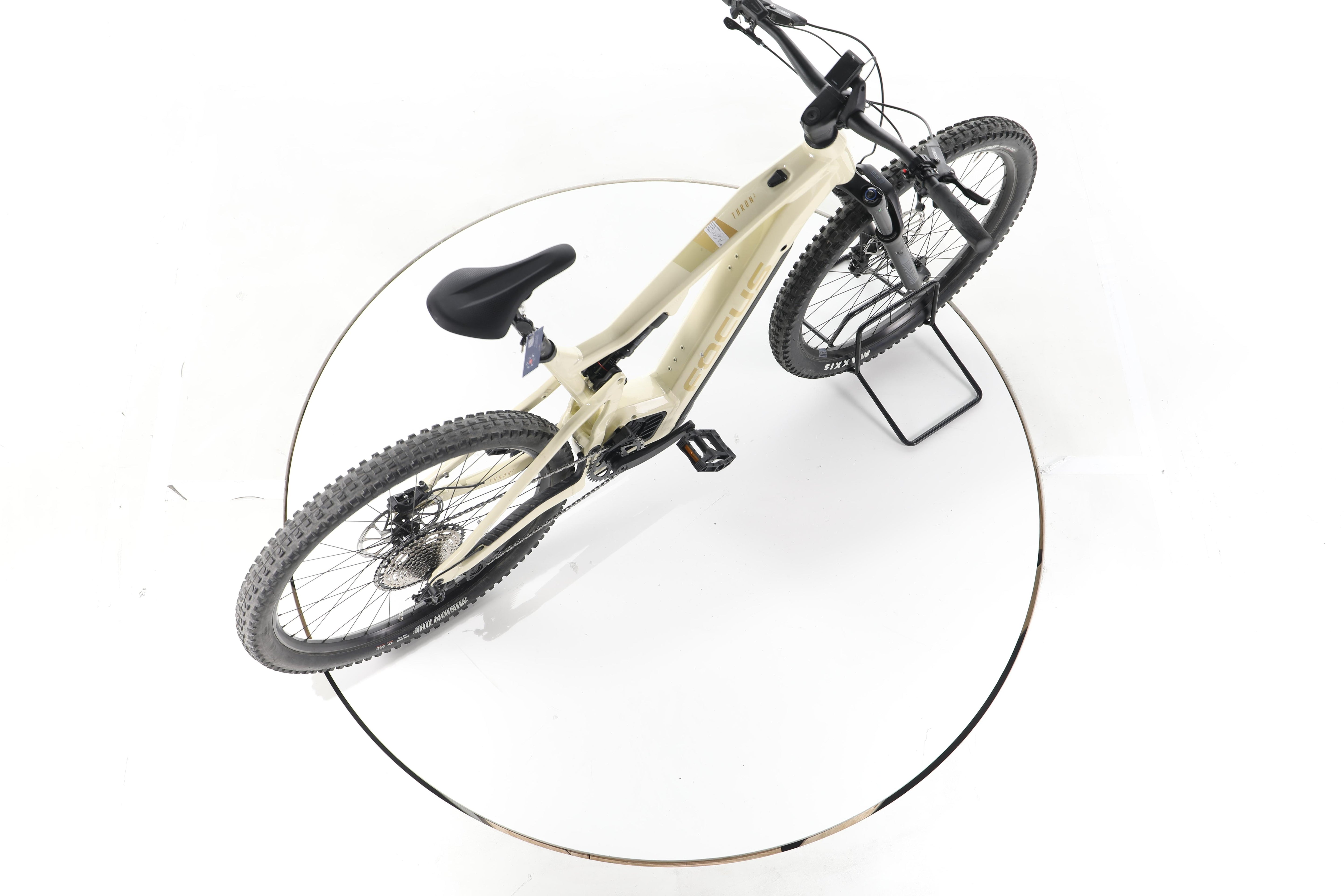 Focus Thron² 6.8 E-Bike Fully - Image 24